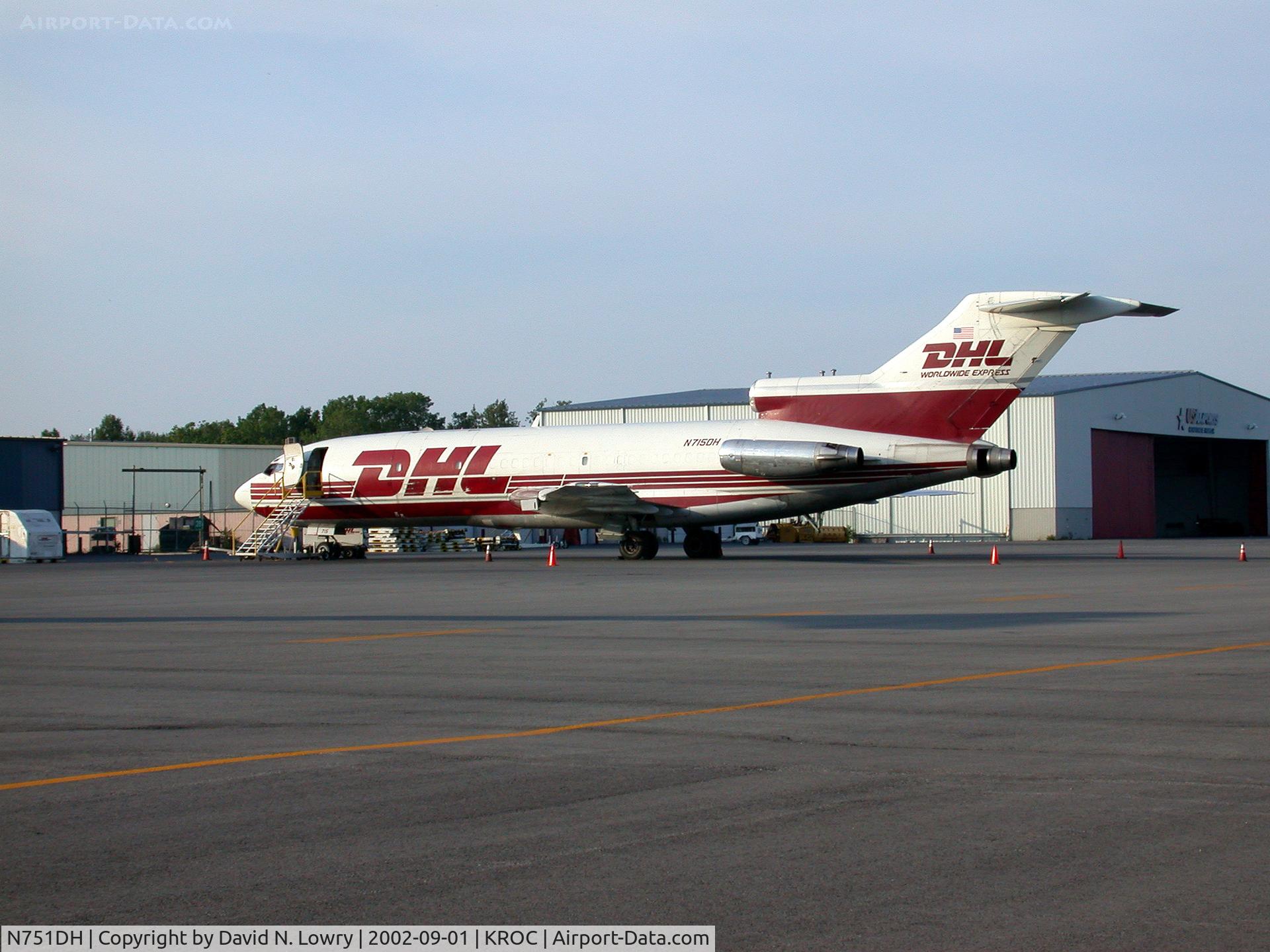 N751DH, 1982 Boeing 727-264 C/N 22982, N751DH in DHL colors KROC