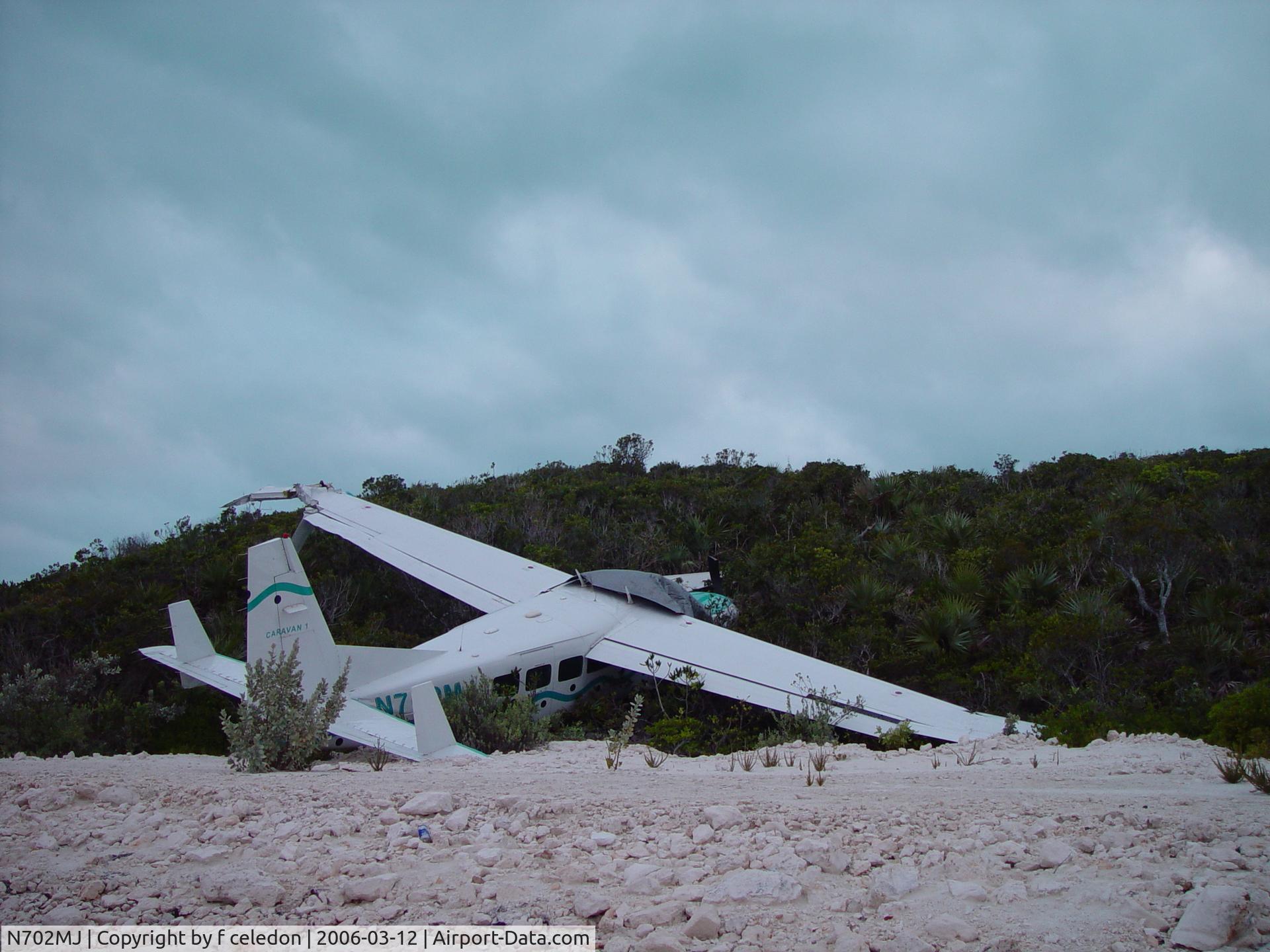 N702MJ, 1985 Cessna 208 C/N 20800054, Bahamas Sampson Cay