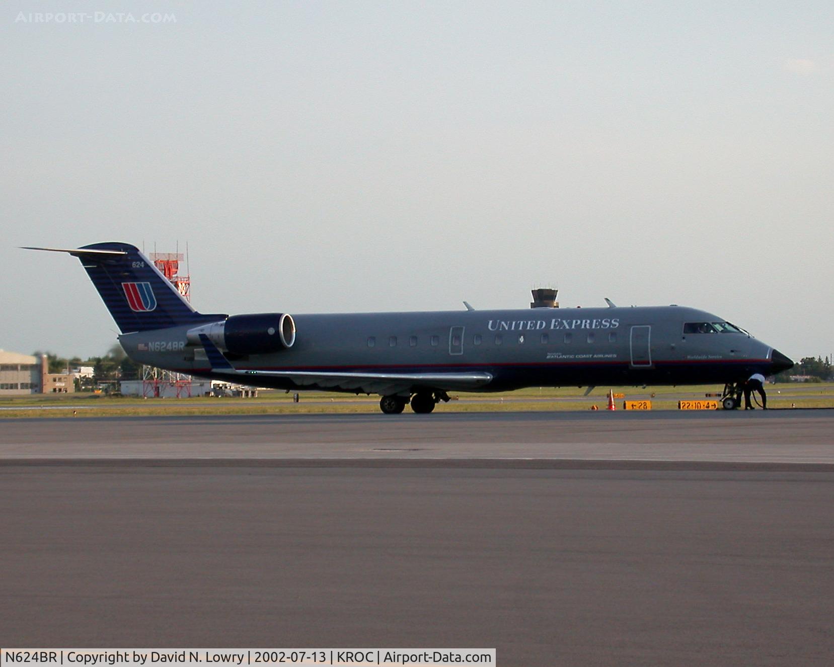 N624BR, 1997 Bombardier CRJ-200ER (CL-600-2B19) C/N 7211, N624BR with Atlantic Coast Airlines.