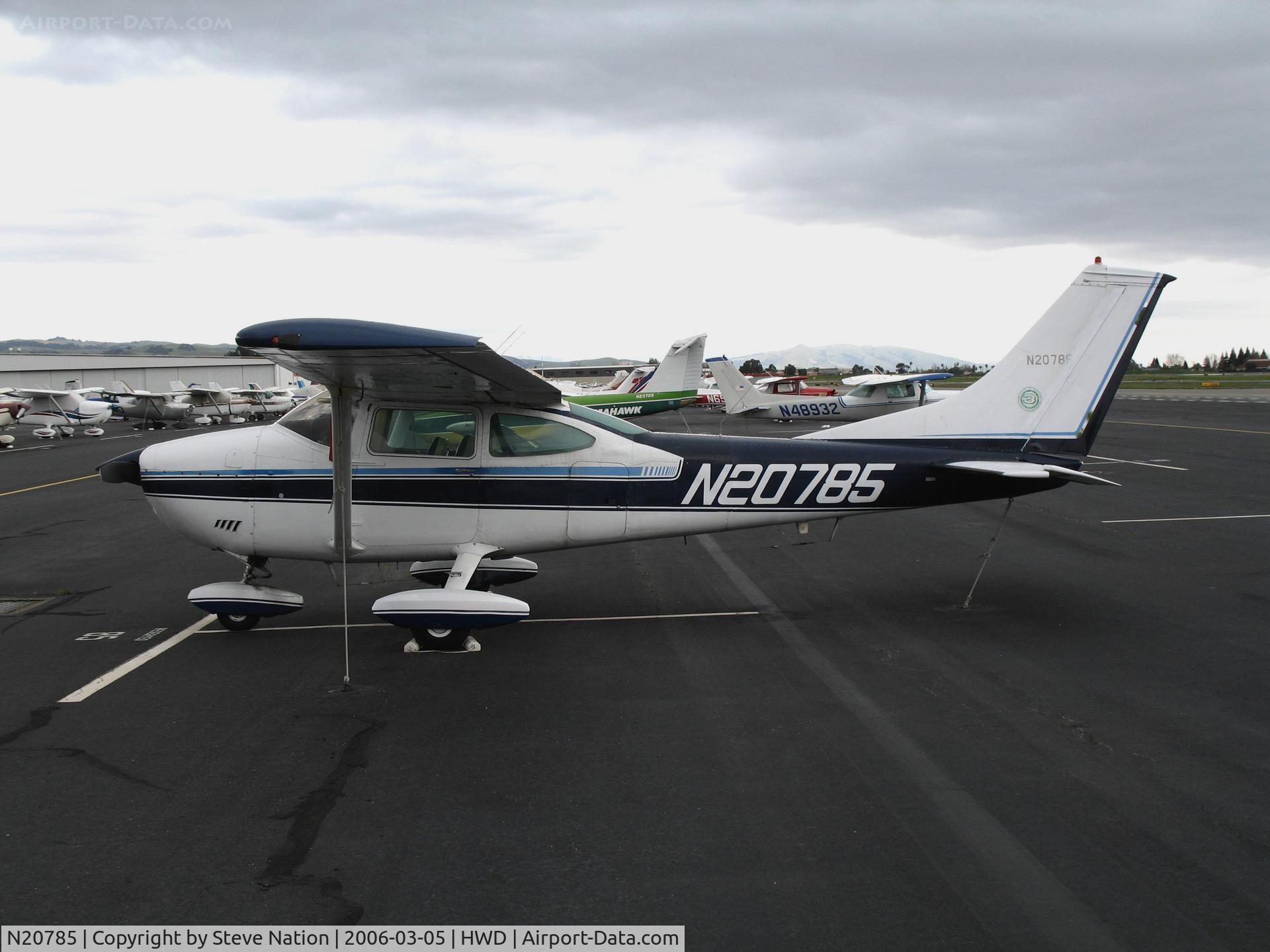 N20785, 1972 Cessna 182P Skylane C/N 18261201, 1972 Cessna 182P at stormy Hayward Air Terminal, CA