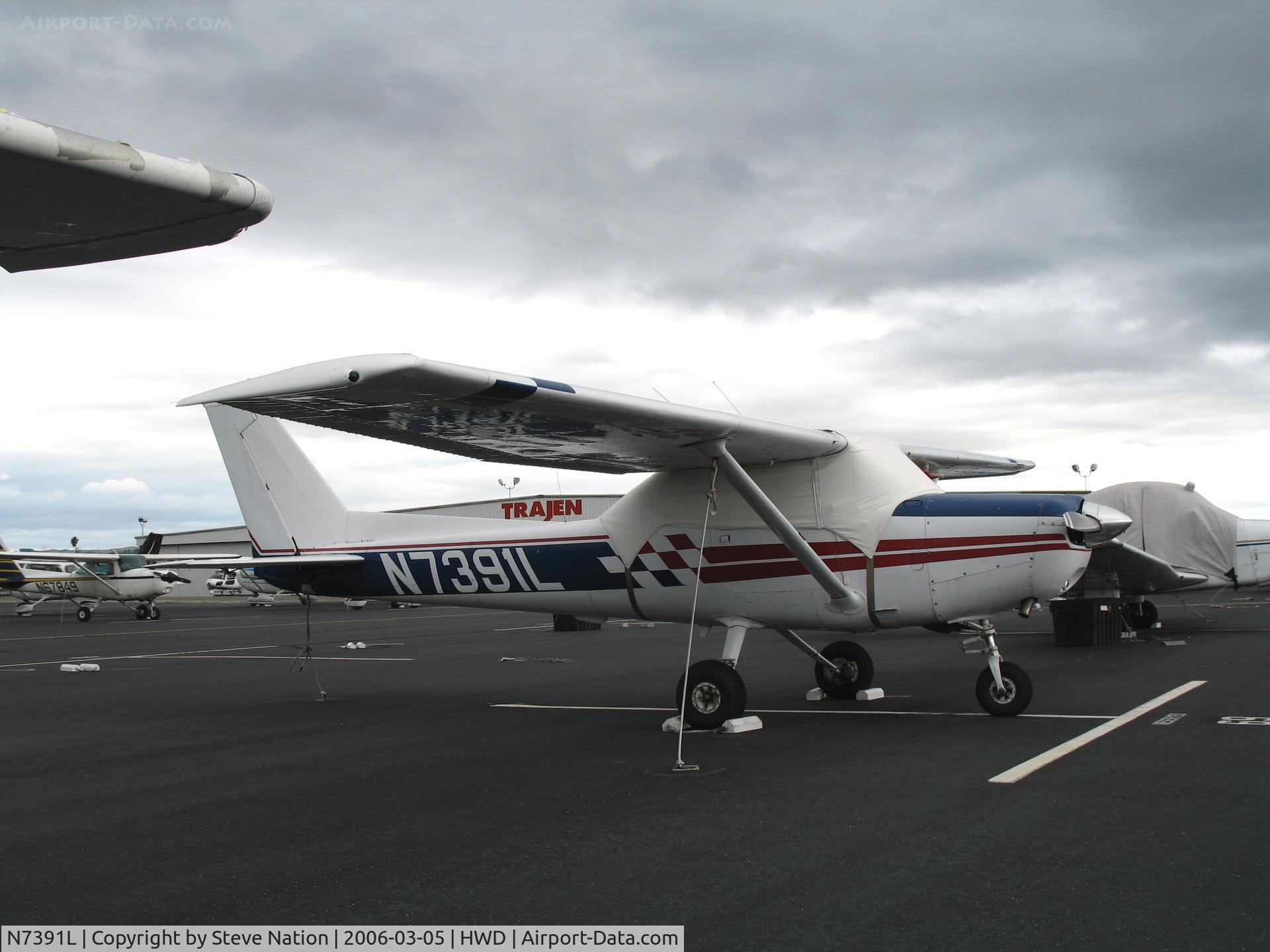 N7391L, 1978 Cessna A152 Aerobat C/N A1520808, 1978 Cessna A152 at stormy Hayward Air Terminal, CA