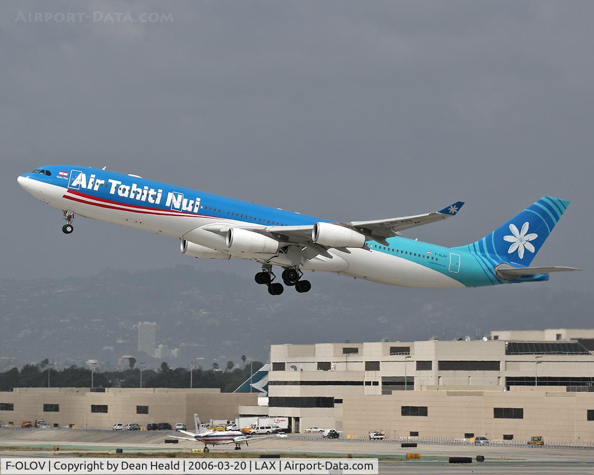 F-OLOV, 2005 Airbus A340-313 C/N 668, Air Tahiti Nui F-OLOV (Airbus A340-313E) - FLT THT301 - departing LAX RWY 25R enroute to Tahiti Faaa (NTAA) - Papeete (PPT).
