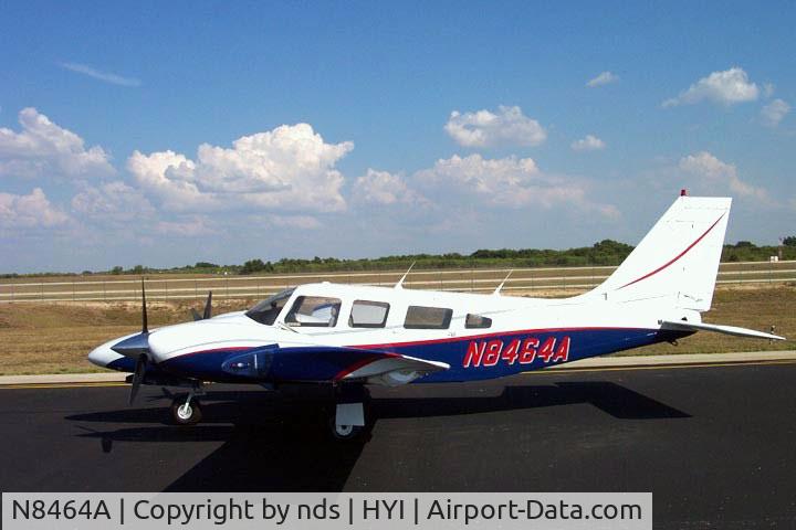 N8464A, 1981 Piper PA-34-220T C/N 34-8233028, Seneca