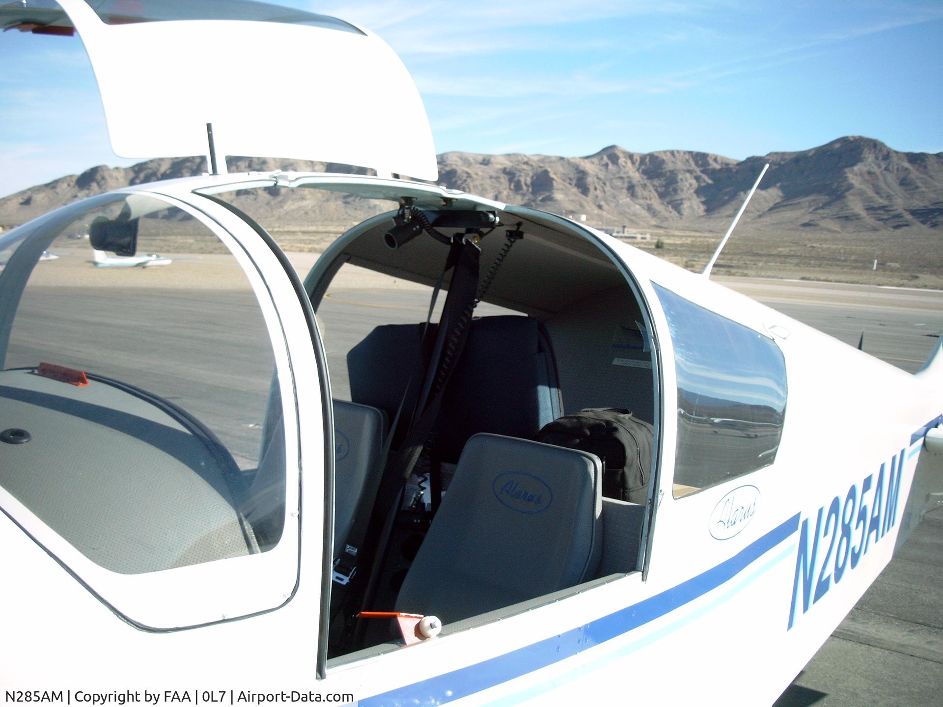 N285AM, 2004 AMD CH-2000 Alarus C/N 20-1046, N285AM after door failure