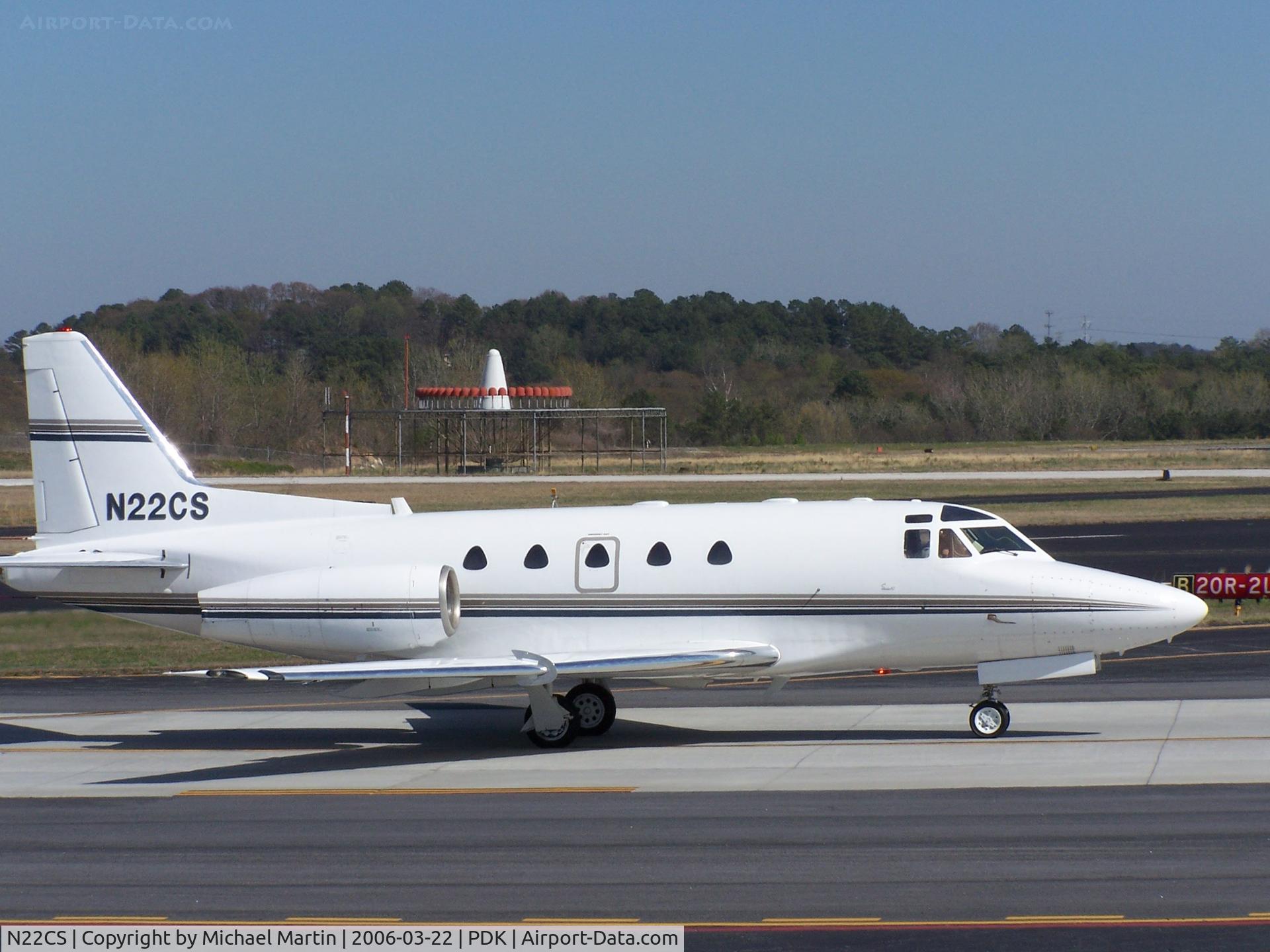 N22CS, 1980 Rockwell International NA-265-65 Sabreliner 65 C/N 465-24, Taxing to Runway 2R