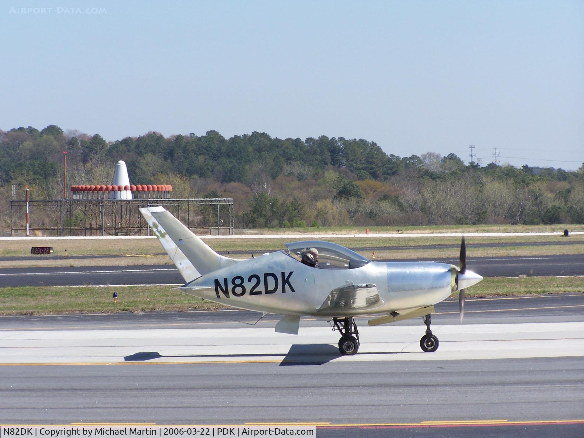 N82DK, 2002 Questair Venture C/N 27, Where is the rest of his plane???
