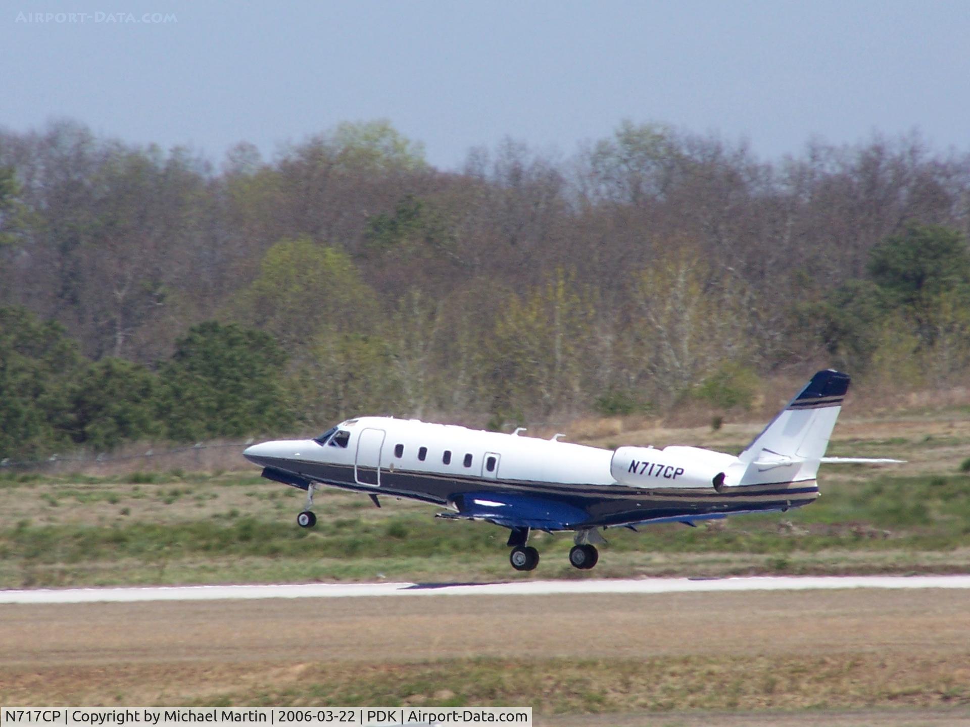 N717CP, 1991 Israel Aircraft Industries IAI-1125 Westwind Astra C/N 053, Takeoff from 2R