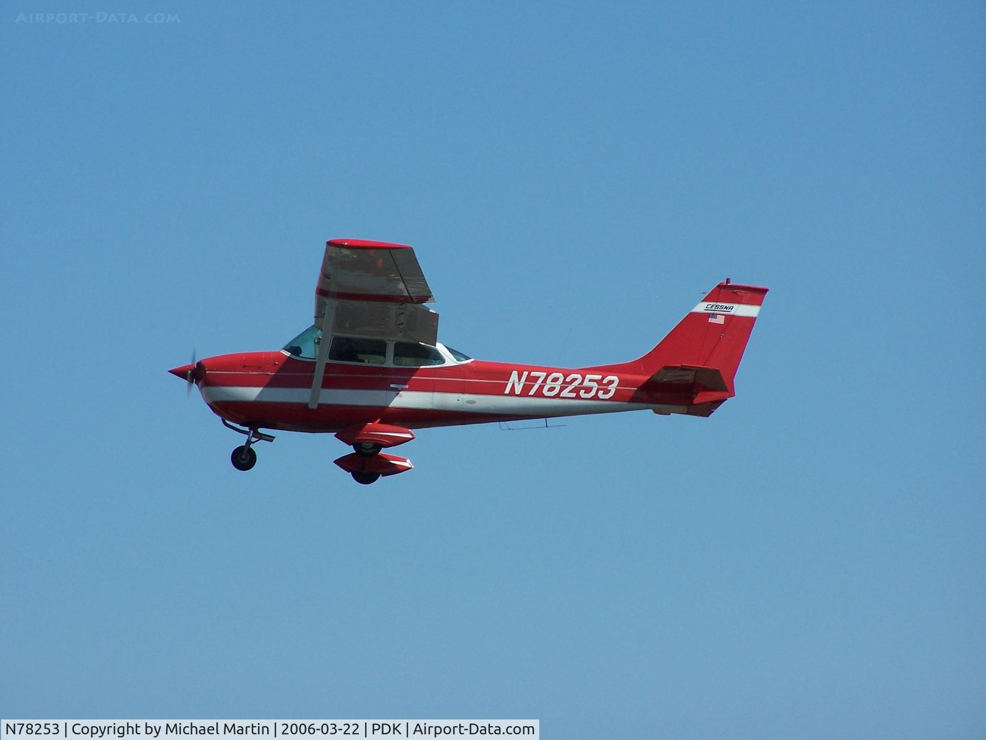 N78253, 1968 Cessna 172K Skyhawk C/N 17257546, Departing PDK on 2R