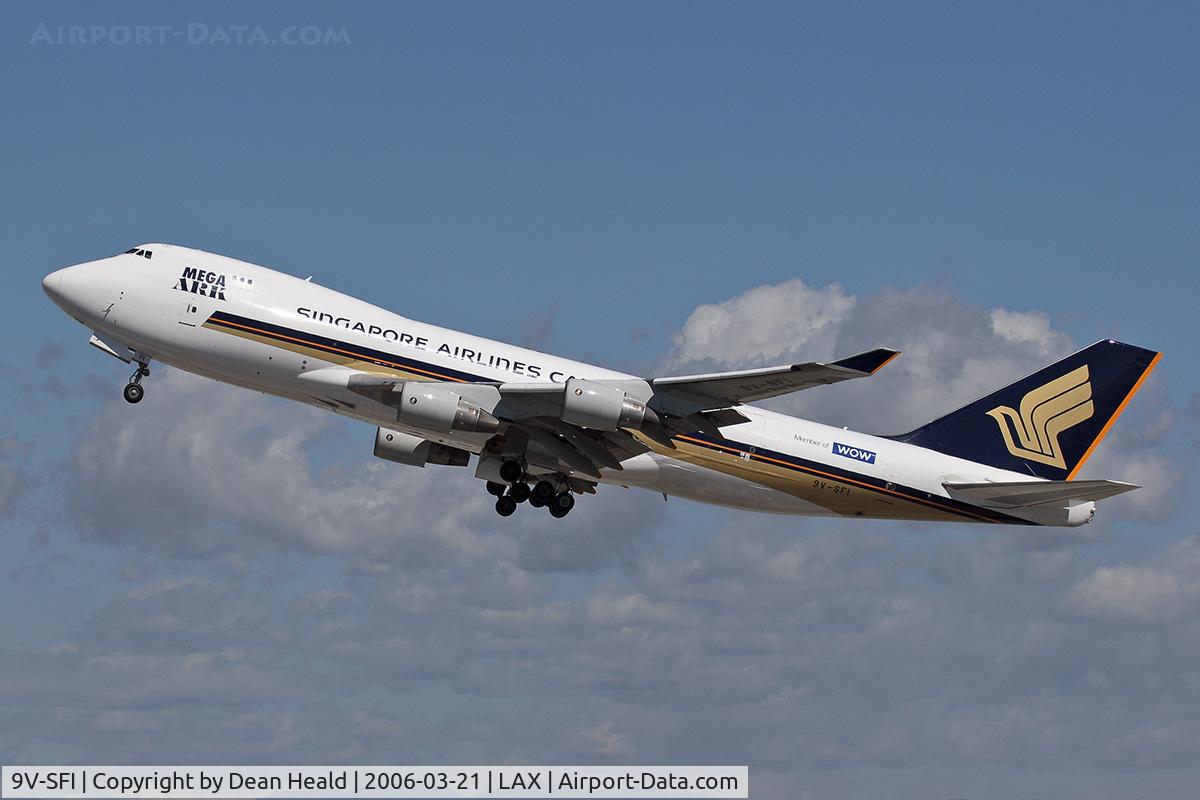 9V-SFI, 2000 Boeing 747-412F/SCD C/N 28027, Singapore Airlines Cargo 9V-SFI (FLT SQC7961) departing South Complex enroute to Hong Kong International Airport (VHHH), China.