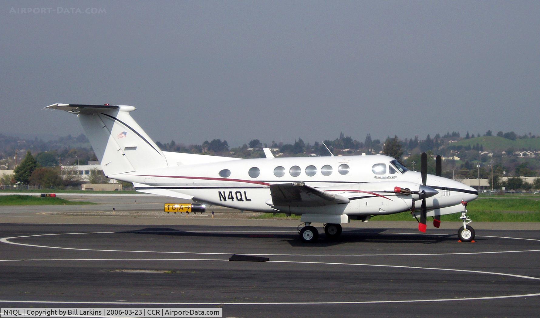 N4QL, 1981 Beech B200 King Air C/N BB-942, Visiting Concord