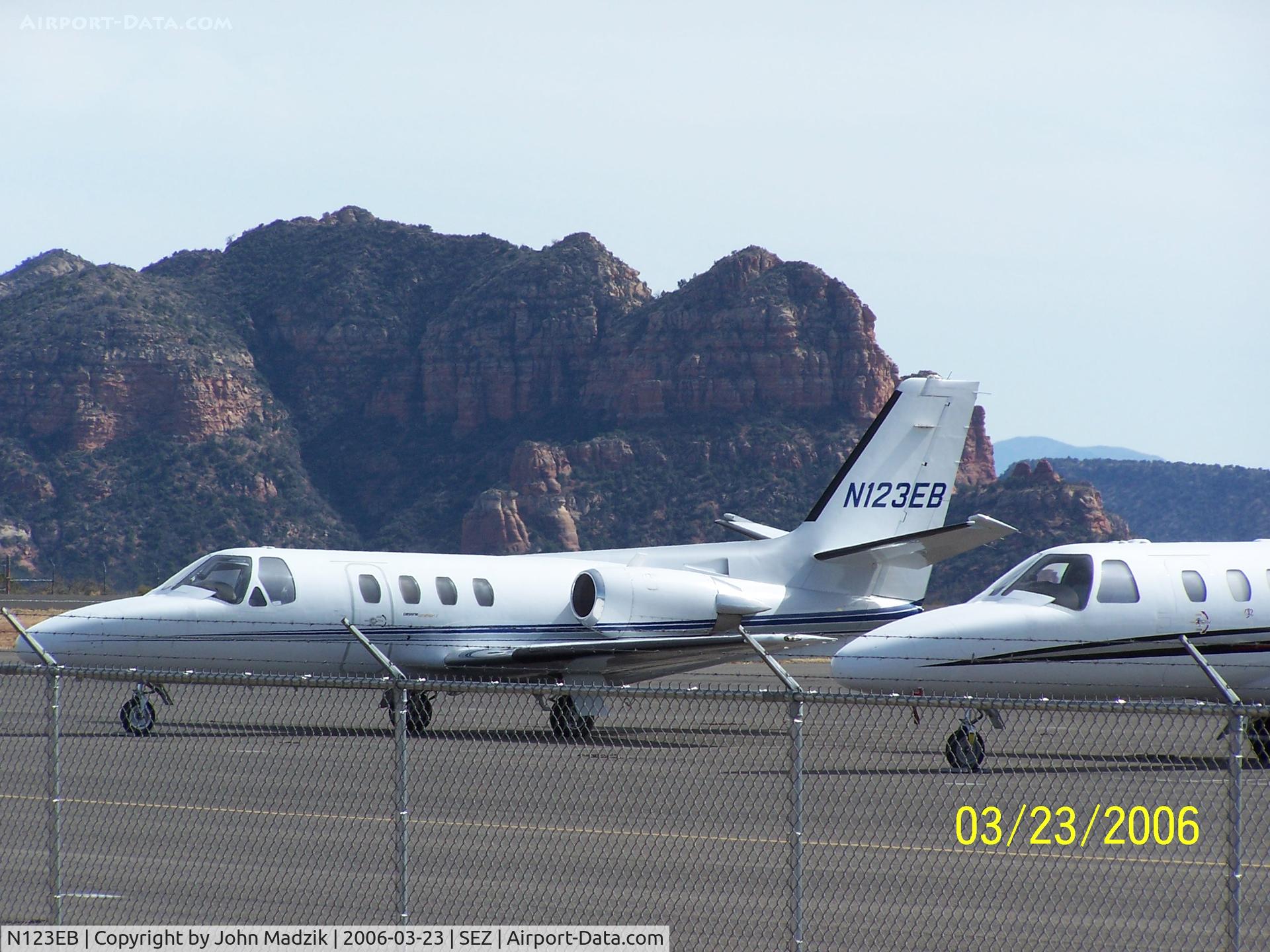 N123EB, 1977 Cessna 501 Citation I/SP C/N 501-0020, Sedona Airport
