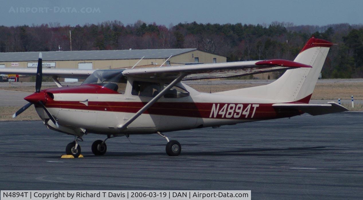 N4894T, 1981 Cessna R182 Skylane RG C/N R18201782, parked at Danville Regional