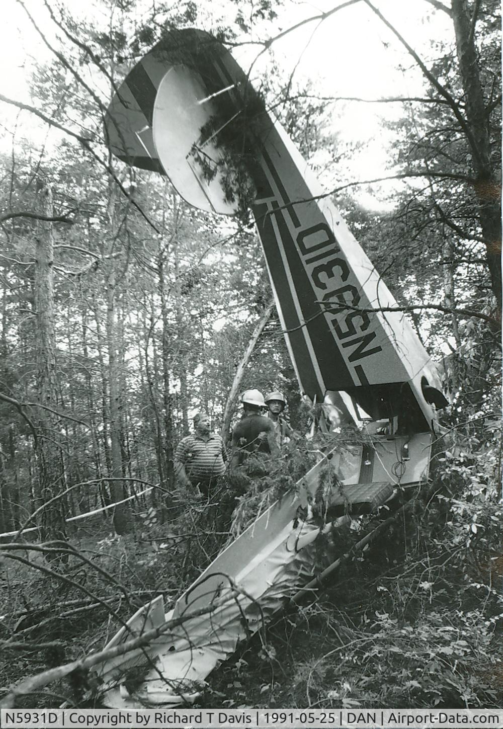N5931D, 1956 Piper PA-22-150 C/N 22-4594, crash just after takeoff May 25,1991