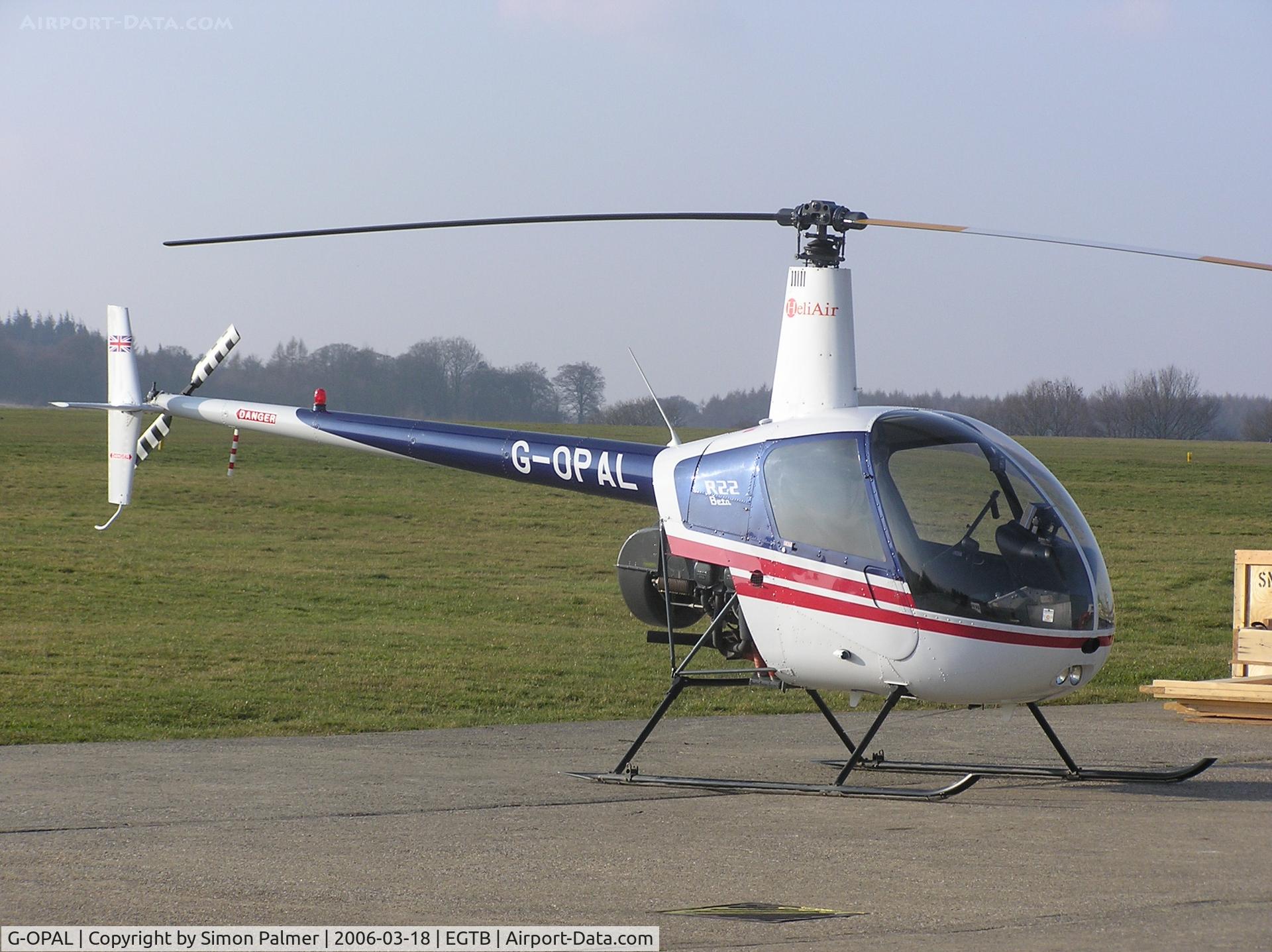 G-OPAL, 1986 Robinson R22 Beta C/N 0535, Robinson R-22 at Booker