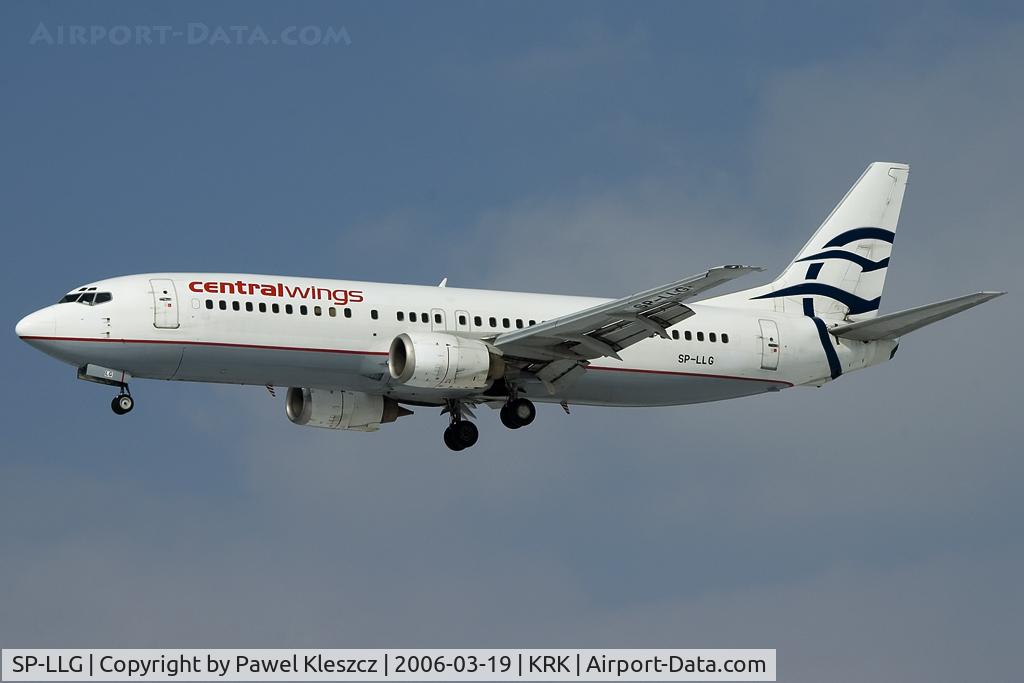 SP-LLG, 1997 Boeing 737-45D C/N 28753, landing