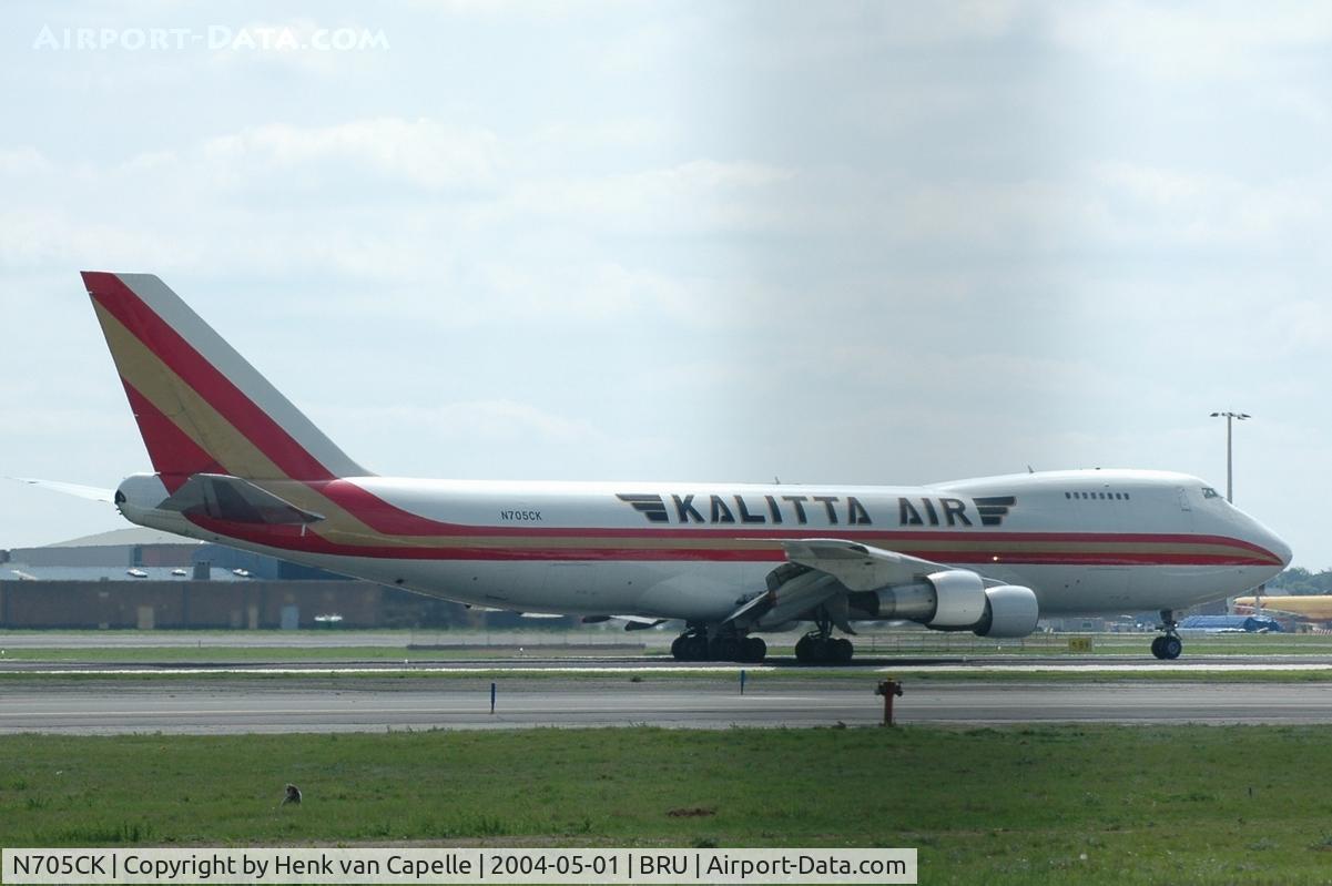 N705CK, 1974 Boeing 747-246F C/N 21034, Kalitta Air 747-freighter during landing roll-out at Zaventem airport, Brussels..