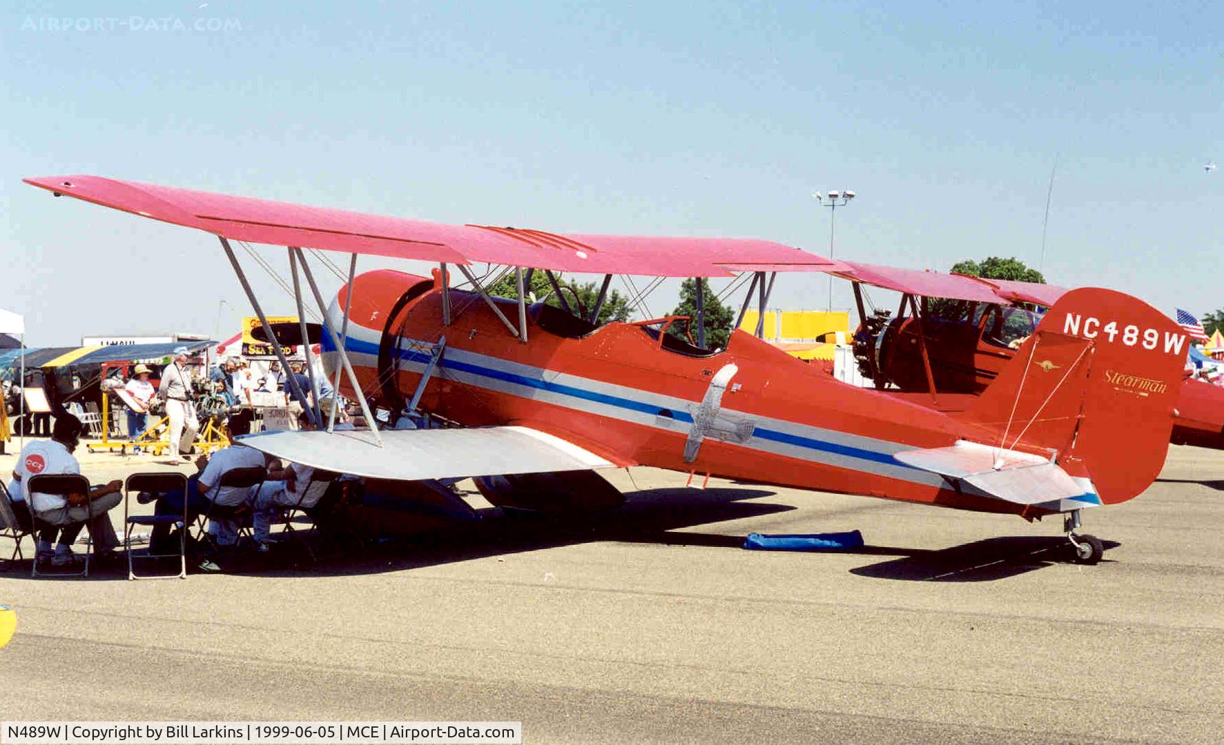 N489W, 1931 Stearman 4-CM-1 Senior Speedmail C/N 4037, Restored to authentic STANAVO colors