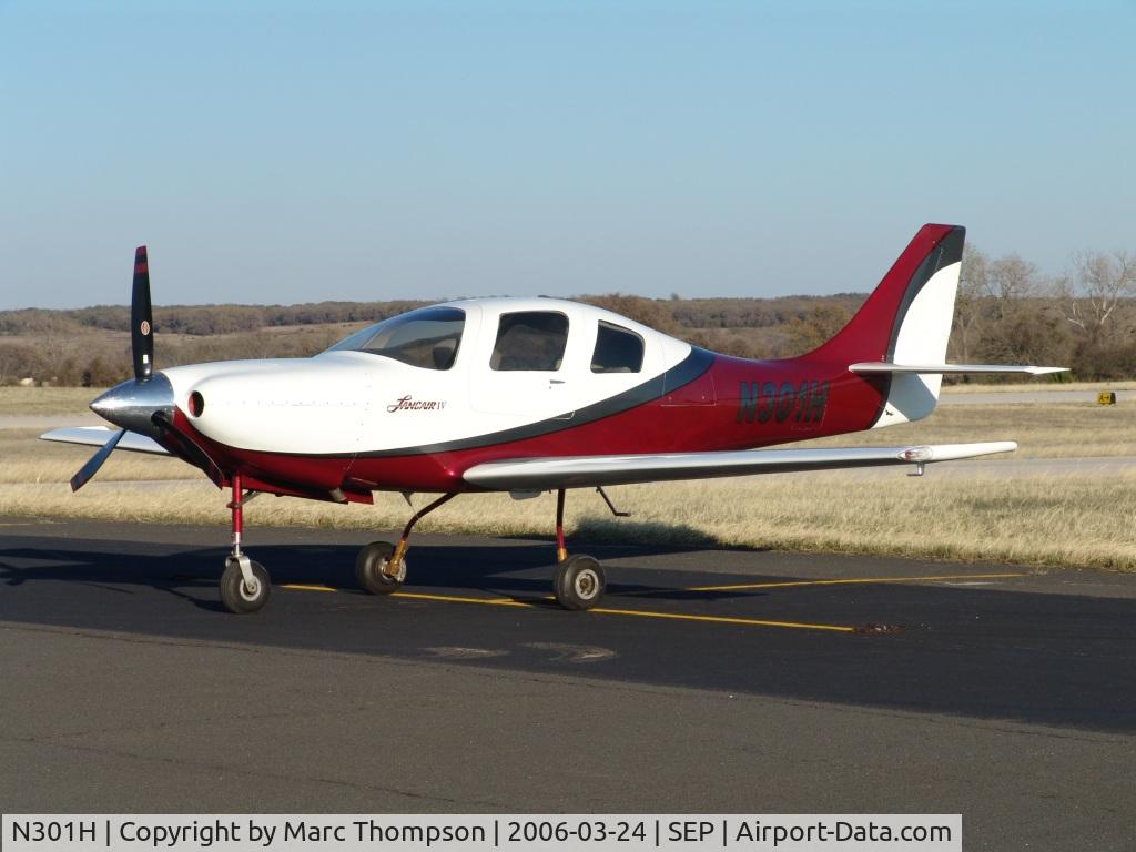 N301H, 1999 Lancair IV C/N 137, Parked