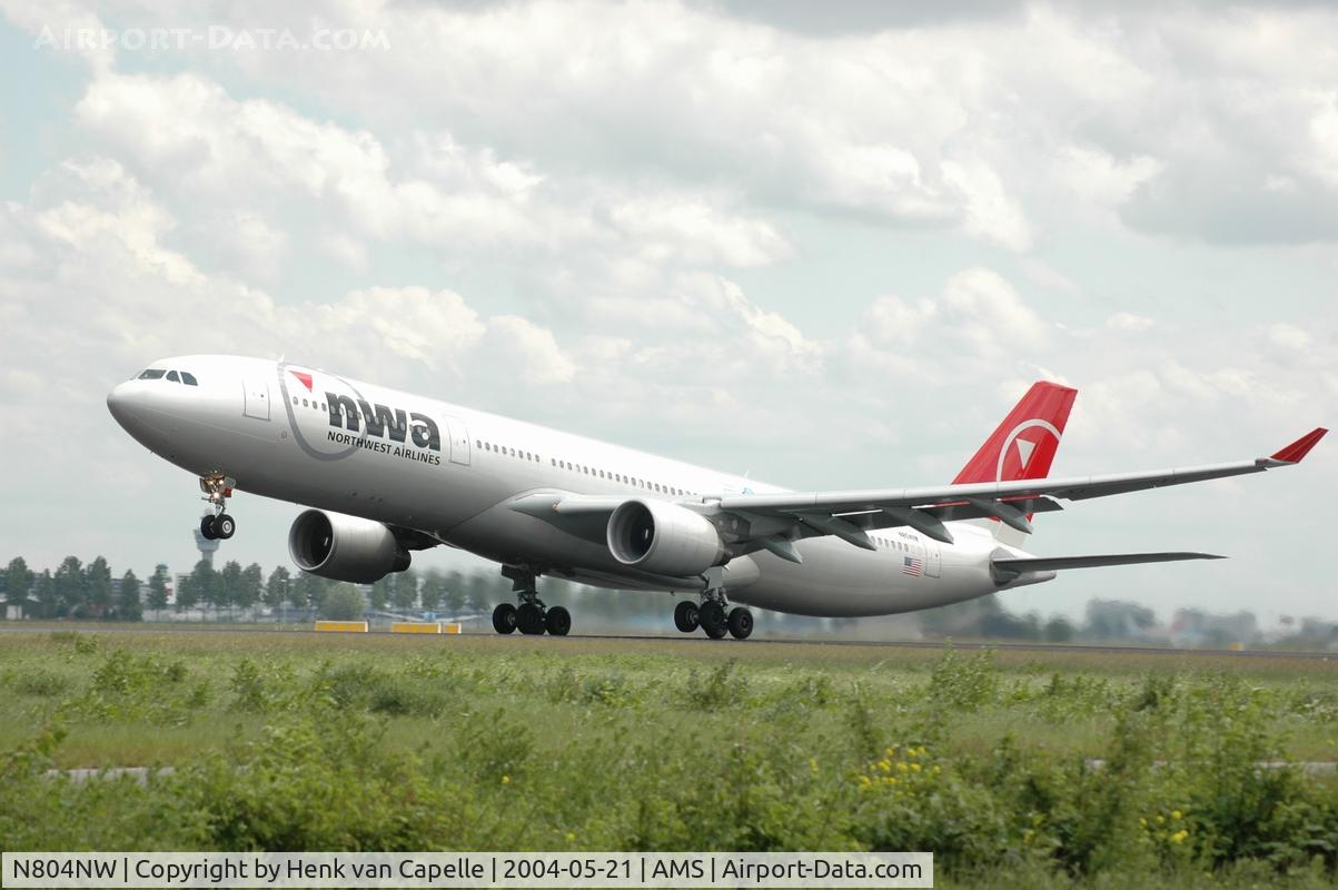 N804NW, 2003 Airbus A330-323 C/N 0549, Northwest A330-323X rotating at Schiphol airport.