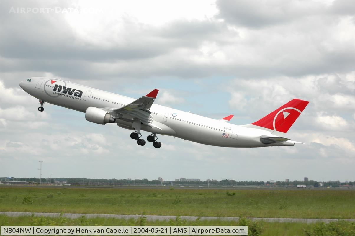 N804NW, 2003 Airbus A330-323 C/N 0549, Northwest A330-323X taking off from Schiphol airport.