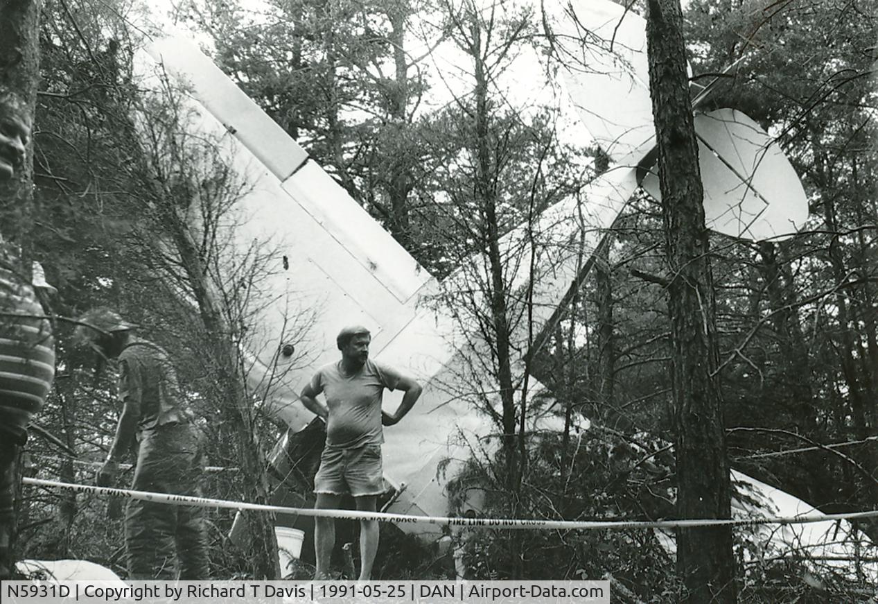 N5931D, 1956 Piper PA-22-150 C/N 22-4594, crashed just after take off at DAN 1 minor injury.