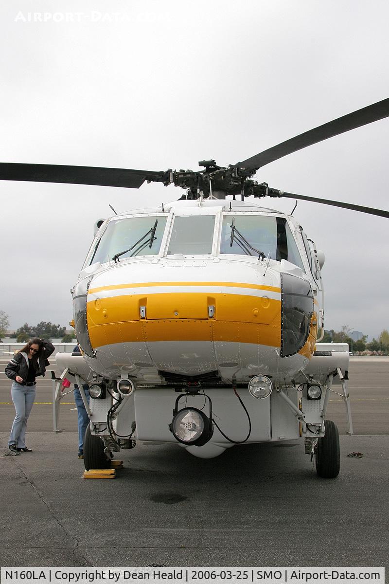 N160LA, 2000 Sikorsky S-70A Firehawk C/N 702453, Los Angeles County Fire Department Air 16 at Santa Monica Municipal Airport (KSMO).
