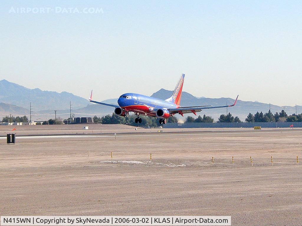 N415WN, 2001 Boeing 737-7H4 C/N 29836, Southwest Airlines / 2001 Boeing 737-7H4 / Windy Day