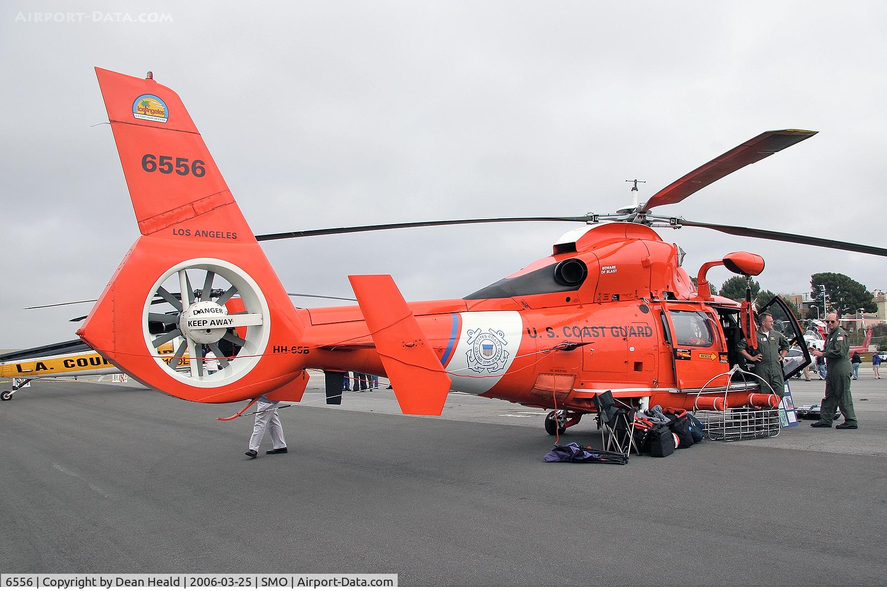 6556, Aerospatiale HH-65C Dolphin C/N 6235, U.S. Coast Guard 6556 (Aerospatiale HH-65B) based in Los Angeles, on display at Santa Monica Airport (KSMO).
