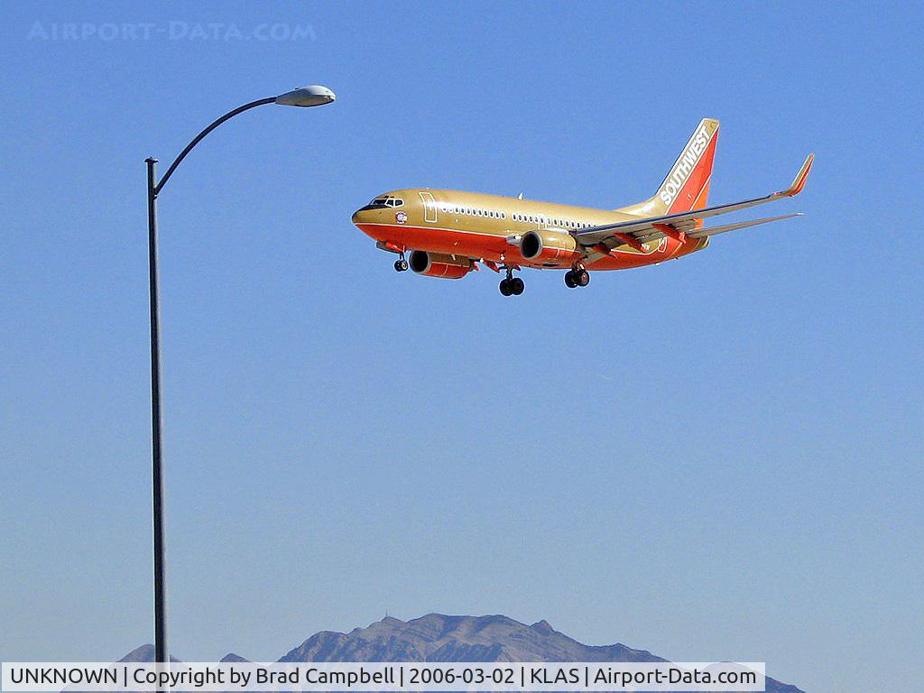 UNKNOWN, Boeing 737 C/N Unknown, Southwest Airlines / This will come in handy at night!
