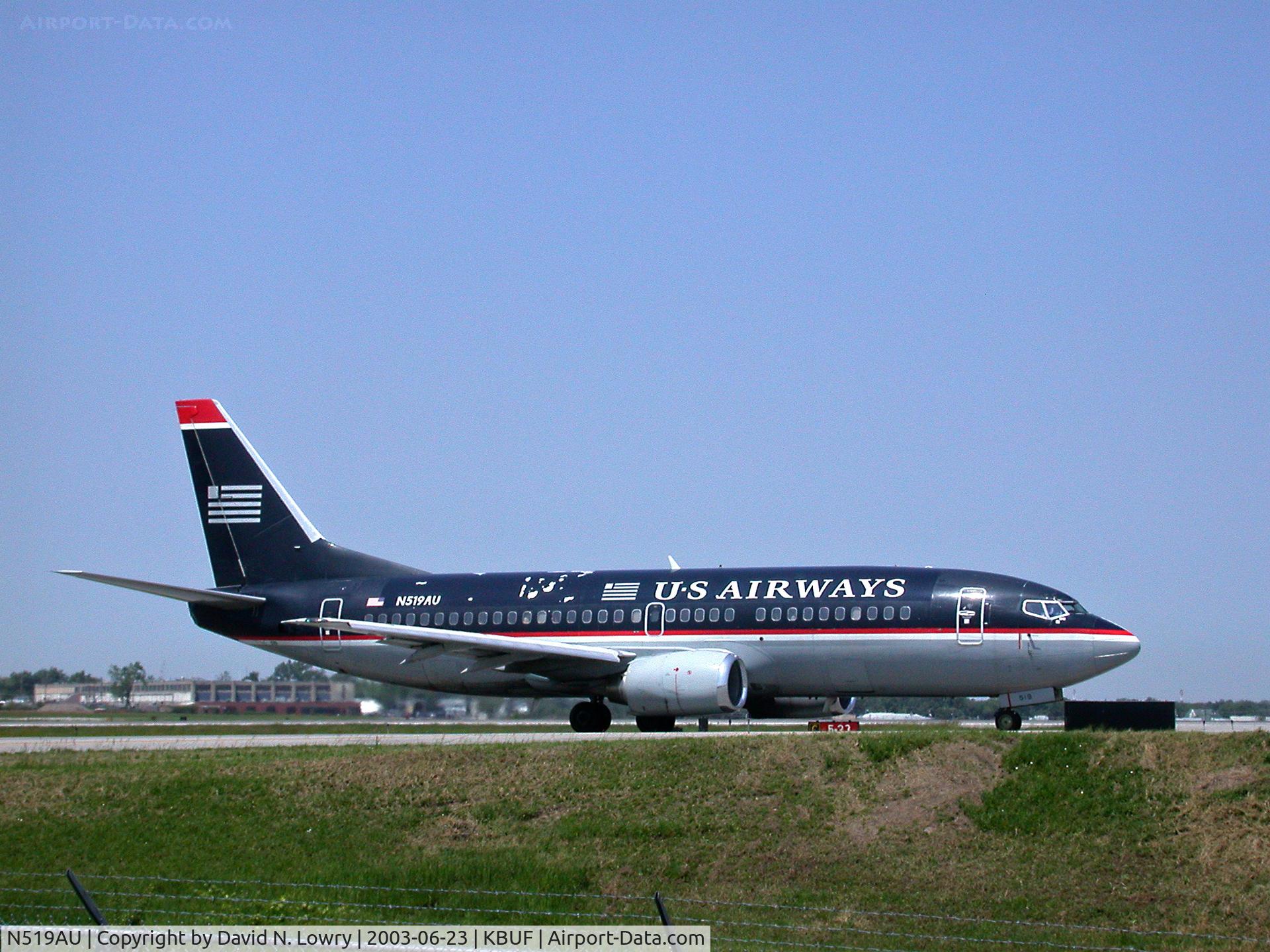 N519AU, 1988 Boeing 737-3B7 C/N 23705, N519AU at KBUF.