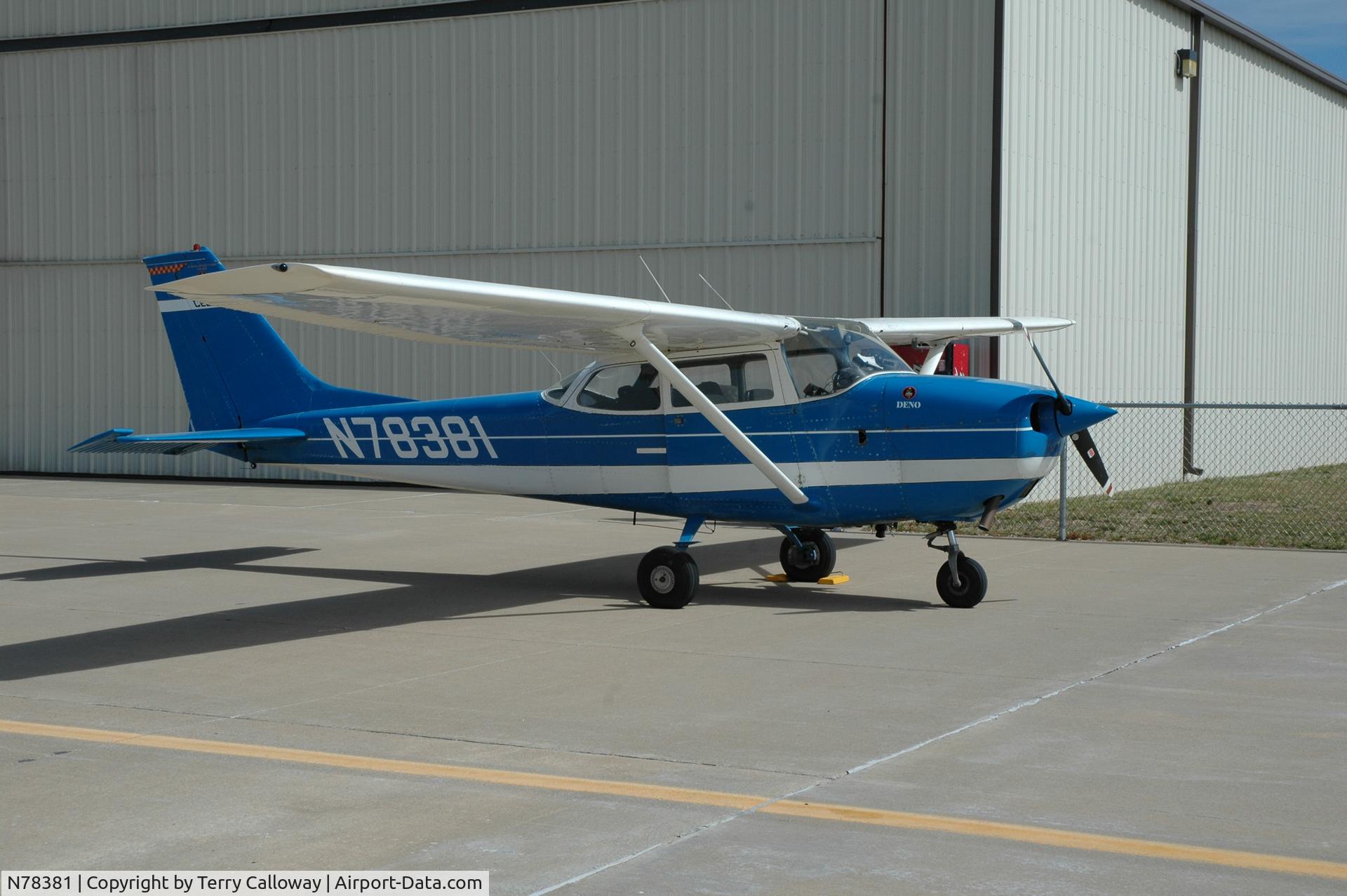 N78381, 1968 Cessna 172K Skyhawk C/N 17257594, Monett Missouri