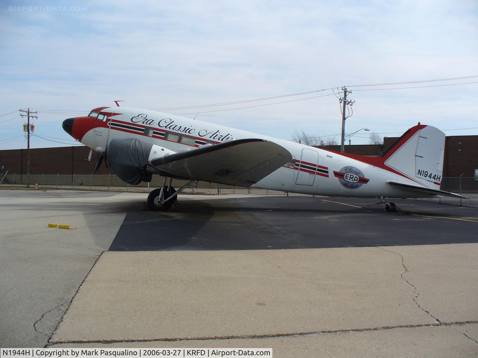 N1944H, 1945 Douglas DC-3C (C-47B-50-DK) C/N 34378, Douglas DC-3