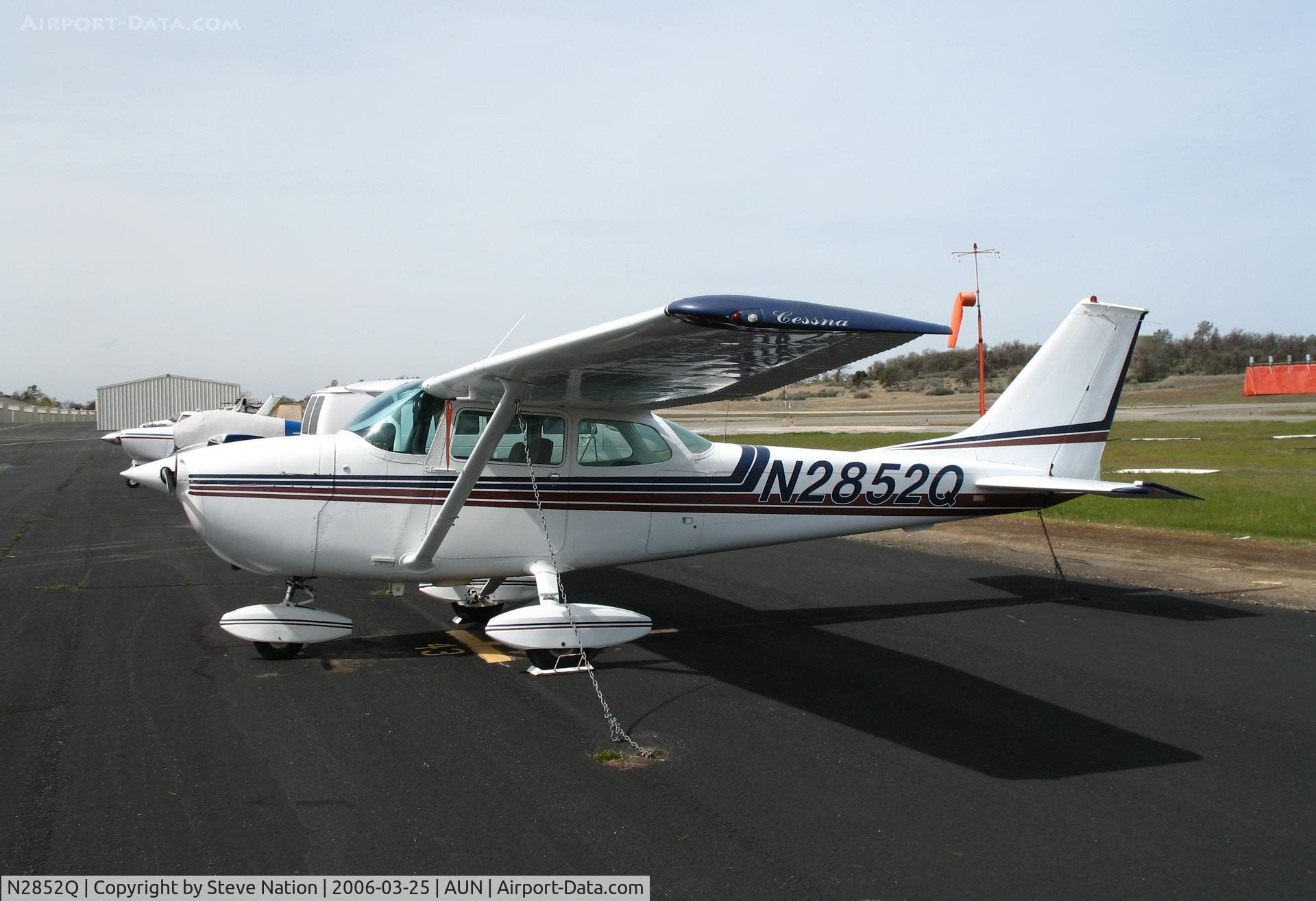 N2852Q, 1971 Cessna 172L C/N 17259852, 1971 Cessna 172L at Auburn Municipal Airport, CA