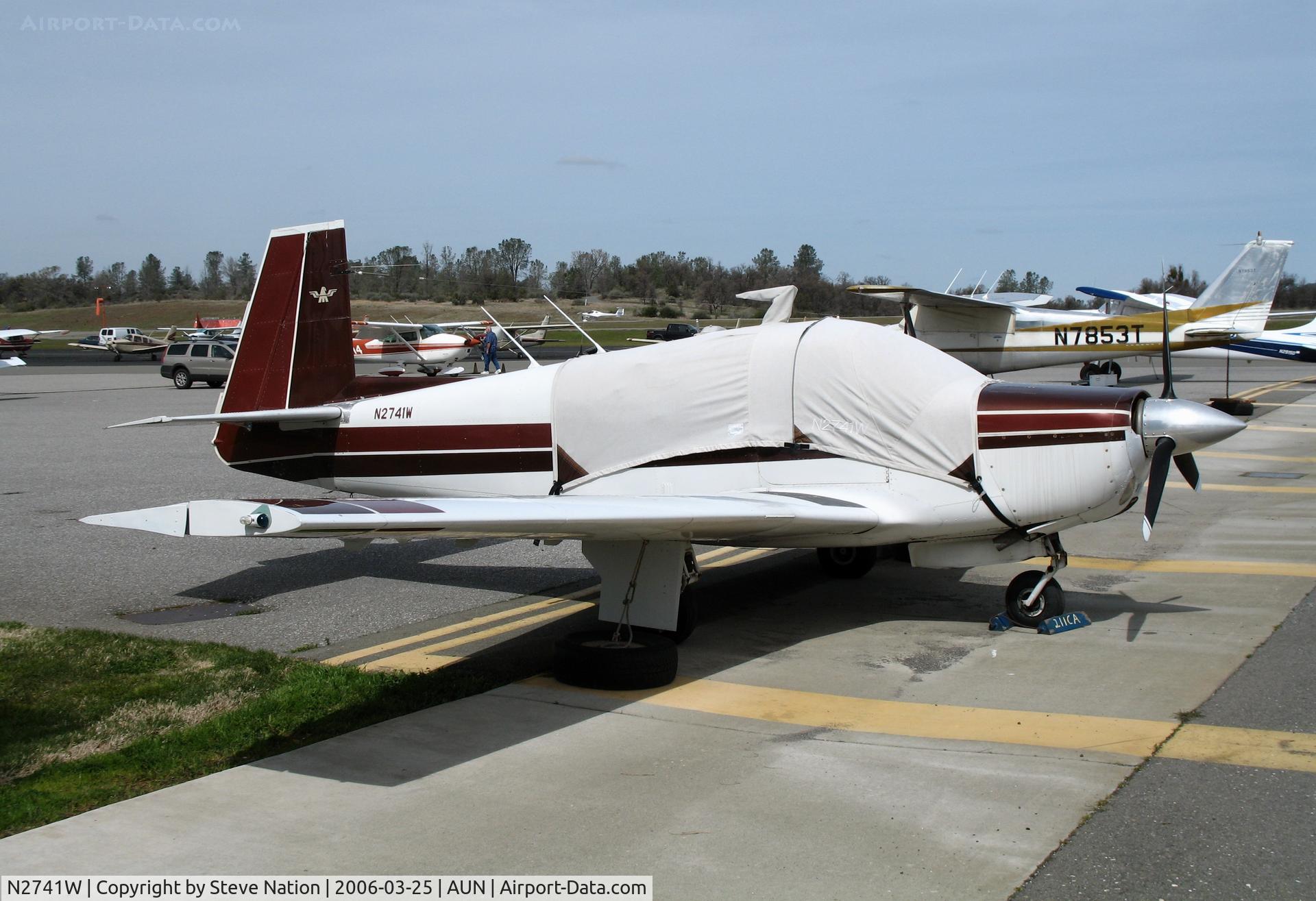N2741W, 1966 Mooney M20E C/N 1039, 1966 Mooney M20E with cover at Auburn, CA