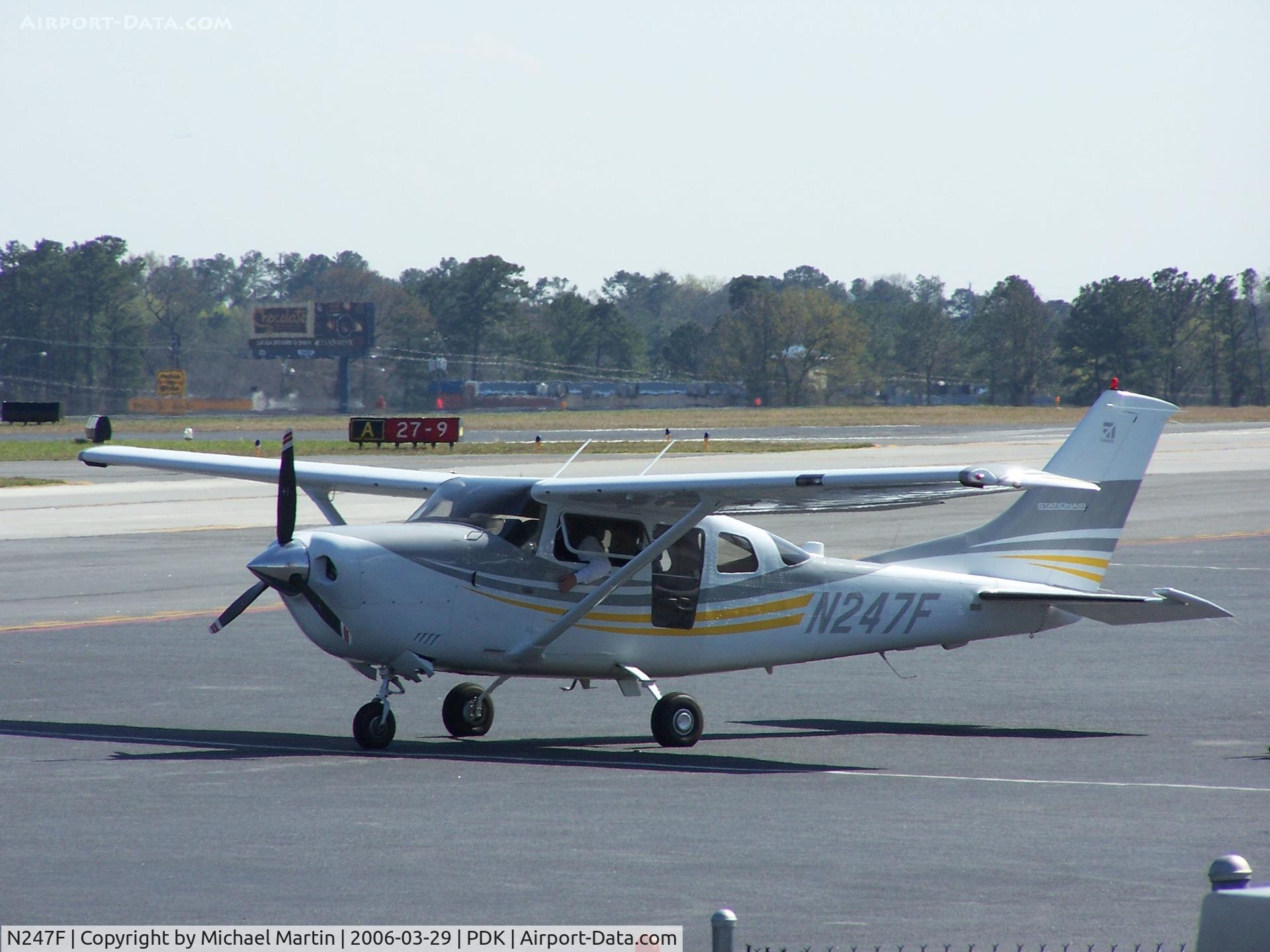 N247F, 2005 Cessna 206H Stationair C/N 20608247, 