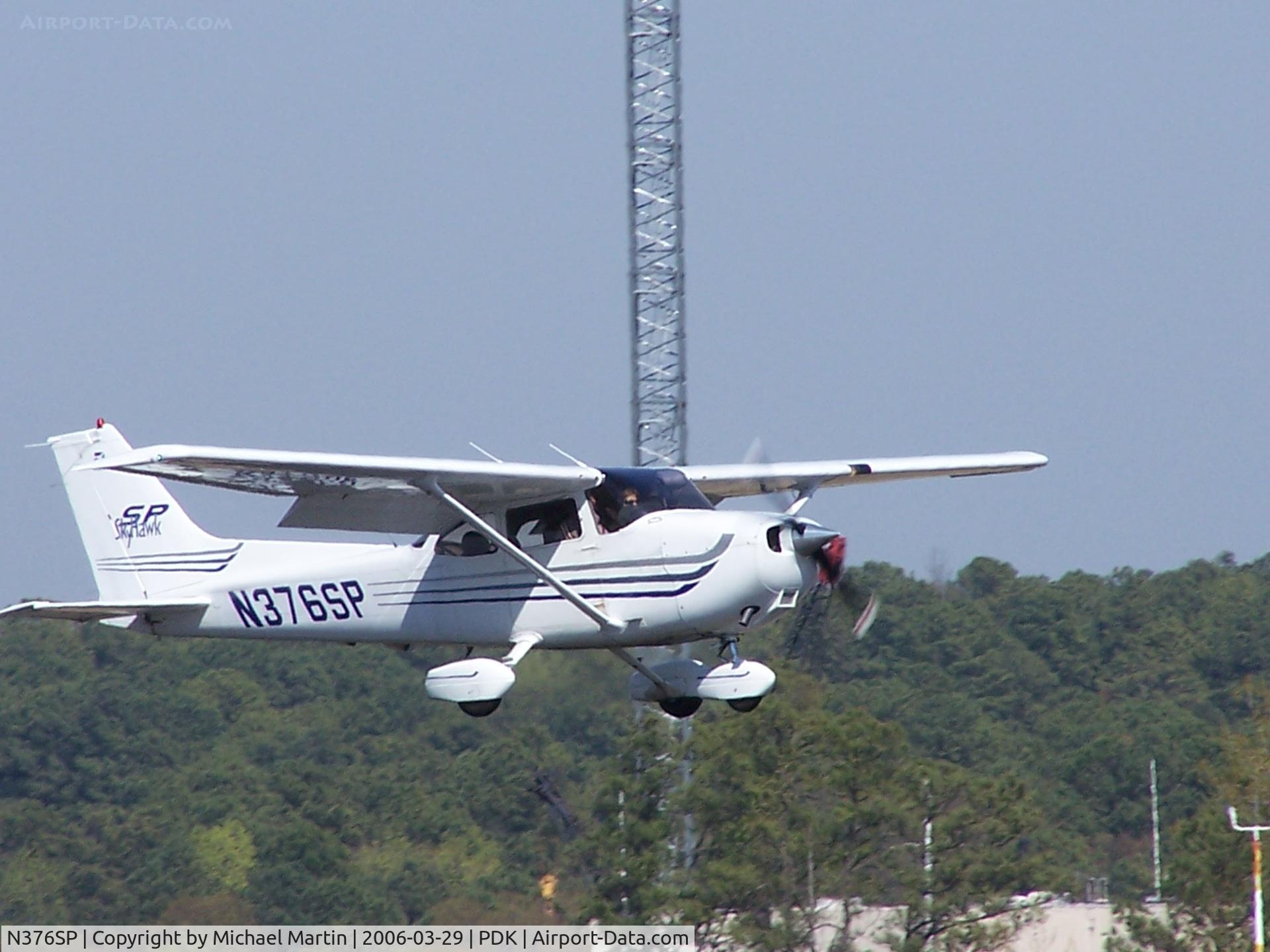 N376SP, 2003 Cessna 172S Skyhawk SP C/N 172S9508, Missed approach, going around