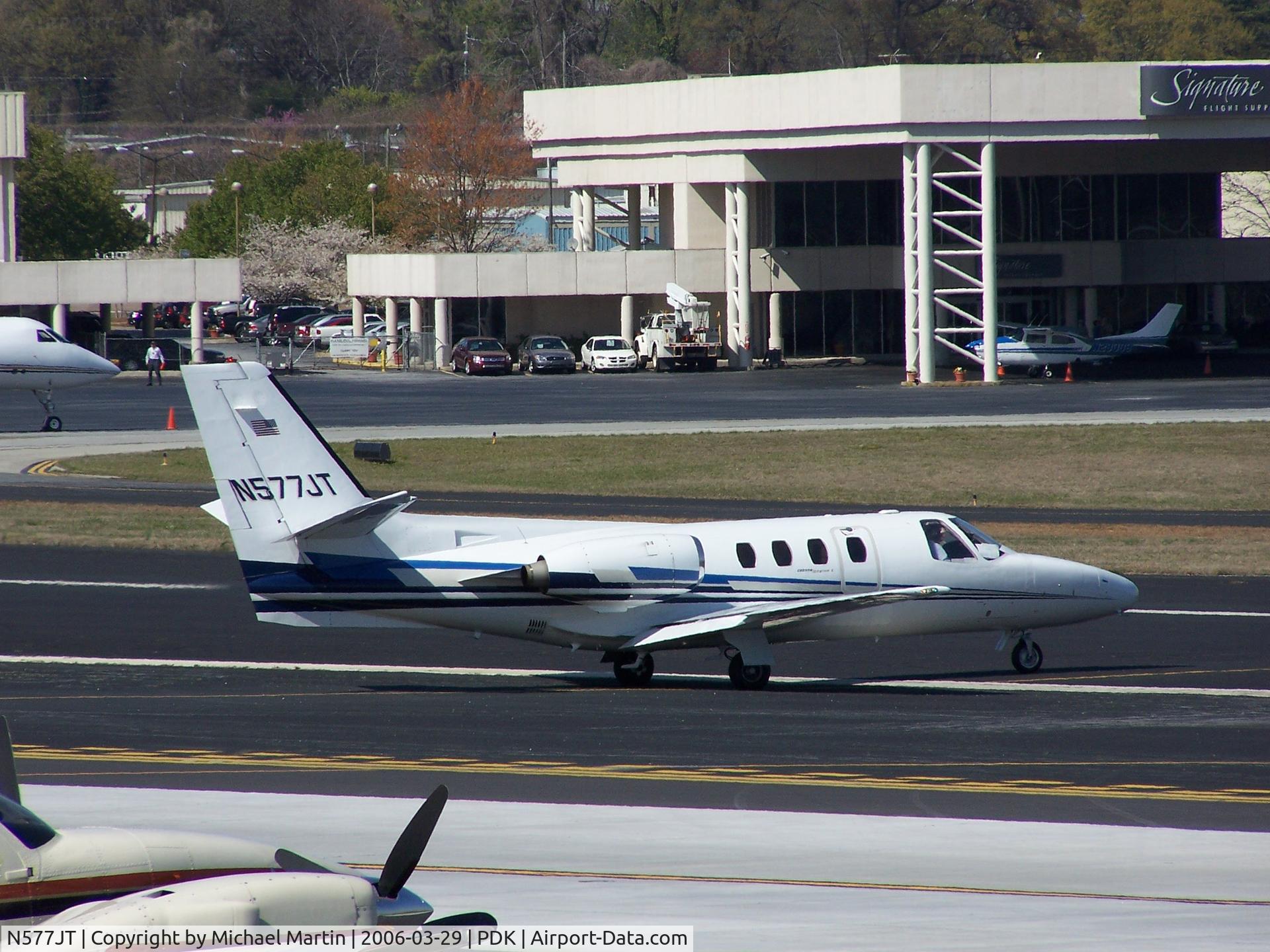 N577JT, 1978 Cessna 501 Citation I/SP C/N 501-0057, Taxing to 20L