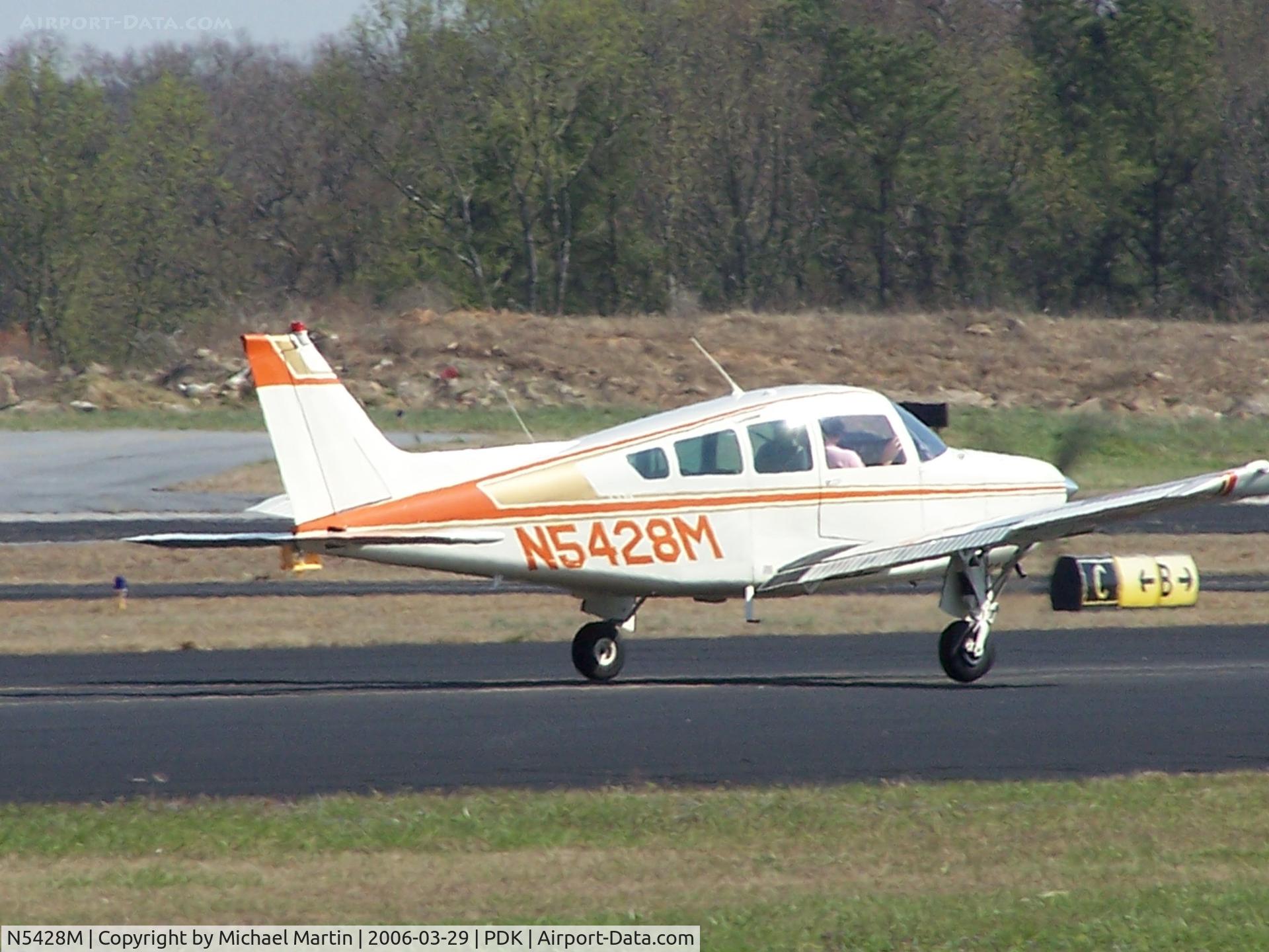 N5428M, 1978 Beech C24R C/N MC-574, Takeoff from 20R