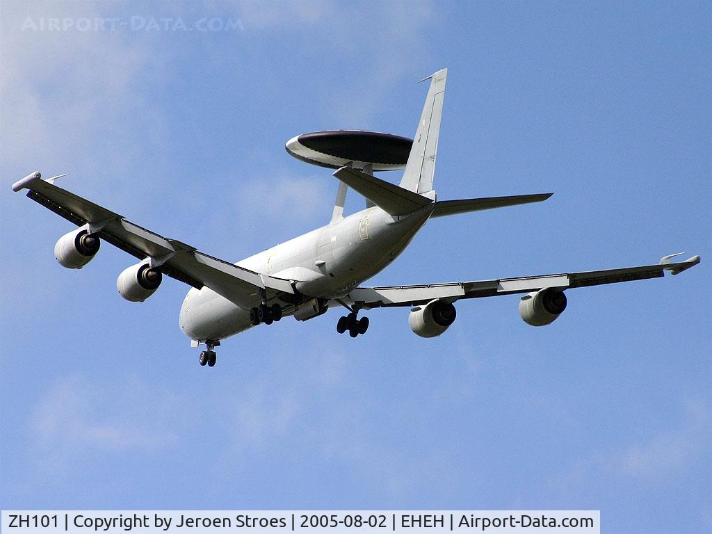 ZH101, 1989 Boeing E-3D Sentry AEW.1 C/N 24109, British Awacs