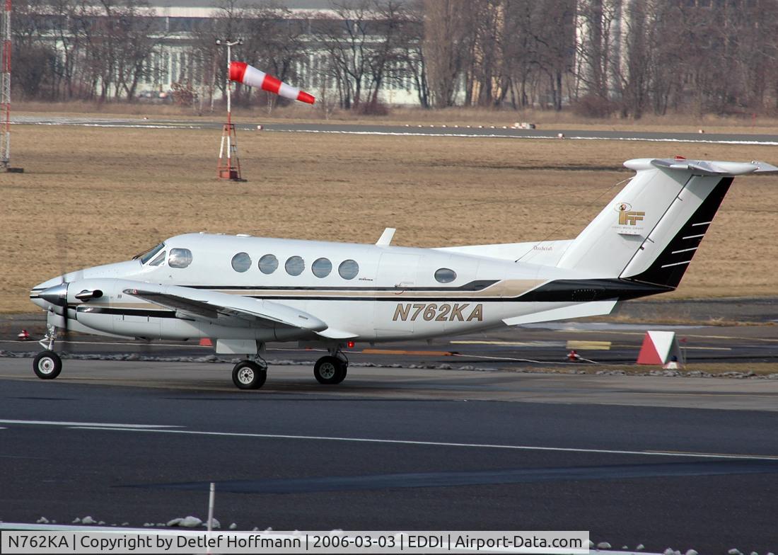 N762KA, 1980 Beech 200 Super King Air C/N BB-762, Ready to start at THF - Berlin-Tempelhof