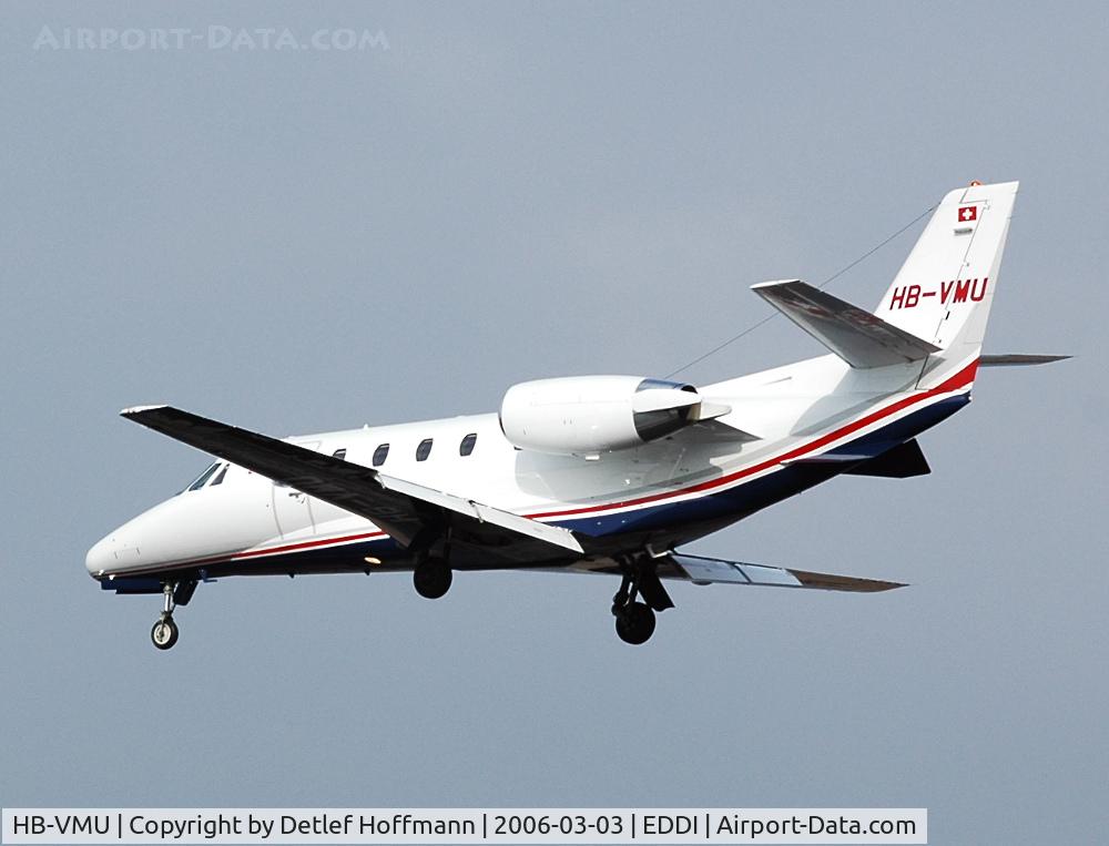 HB-VMU, 2000 Cessna 560XL Citation Excel C/N 560-5066, clear to land at THF