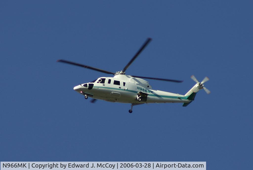 N966MK, 2000 Sikorsky S-76C C/N 760509, About a half mile from landing at the Merck Research and Development labs in West Point, PA.