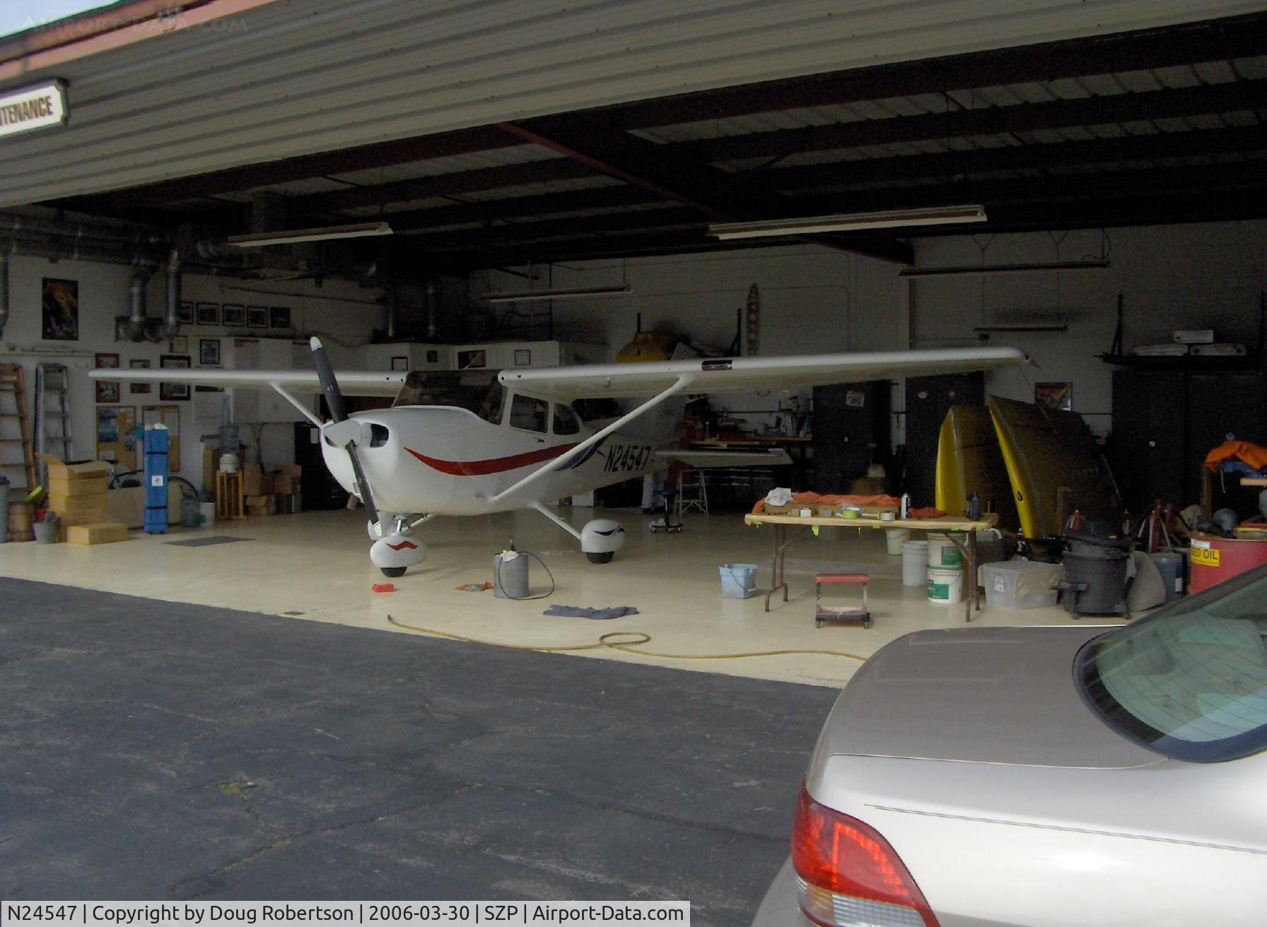 N24547, 1999 Cessna 172R C/N 17280796, 1999 Cessna 172R SKYHAWK, Lycoming IO-360-L2A 180 Hp