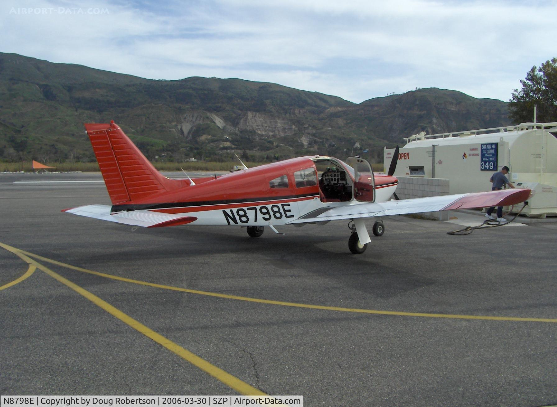 N8798E, 1976 Piper PA-28R-200 Cherokee Arrow II C/N 28R-7635215, 1976 Piper PA-28R-200 ARROW II, Lycoming O&VO-360 200 Hp