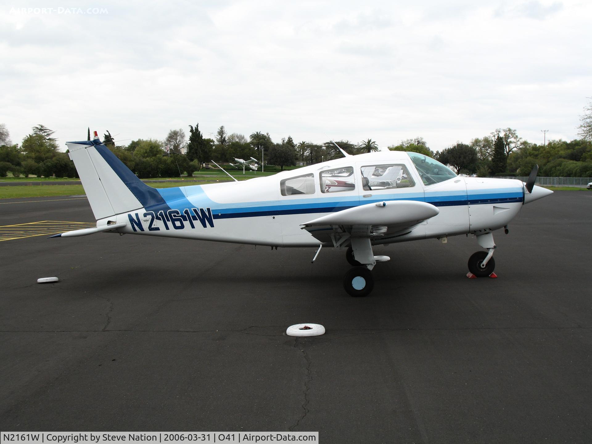 N2161W, 1974 Beech C23 Sundowner 180 C/N M-1551, Muskateer in for maintenance at Woodland Avn (Watts Airport)