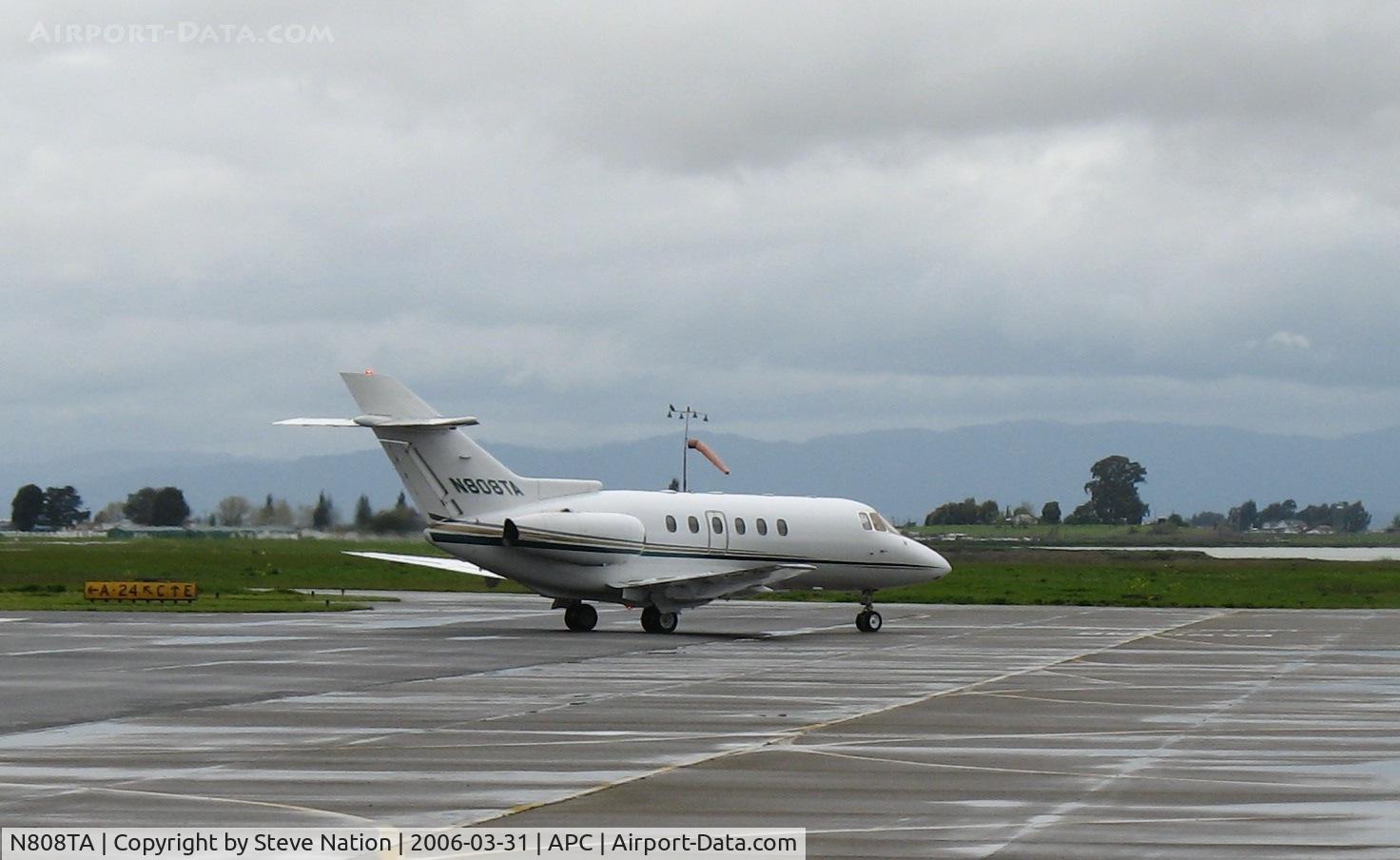 N808TA, 2000 Raytheon Hawker 800XP C/N 258494, Heading out for take-off @ Napa County Airport, CA