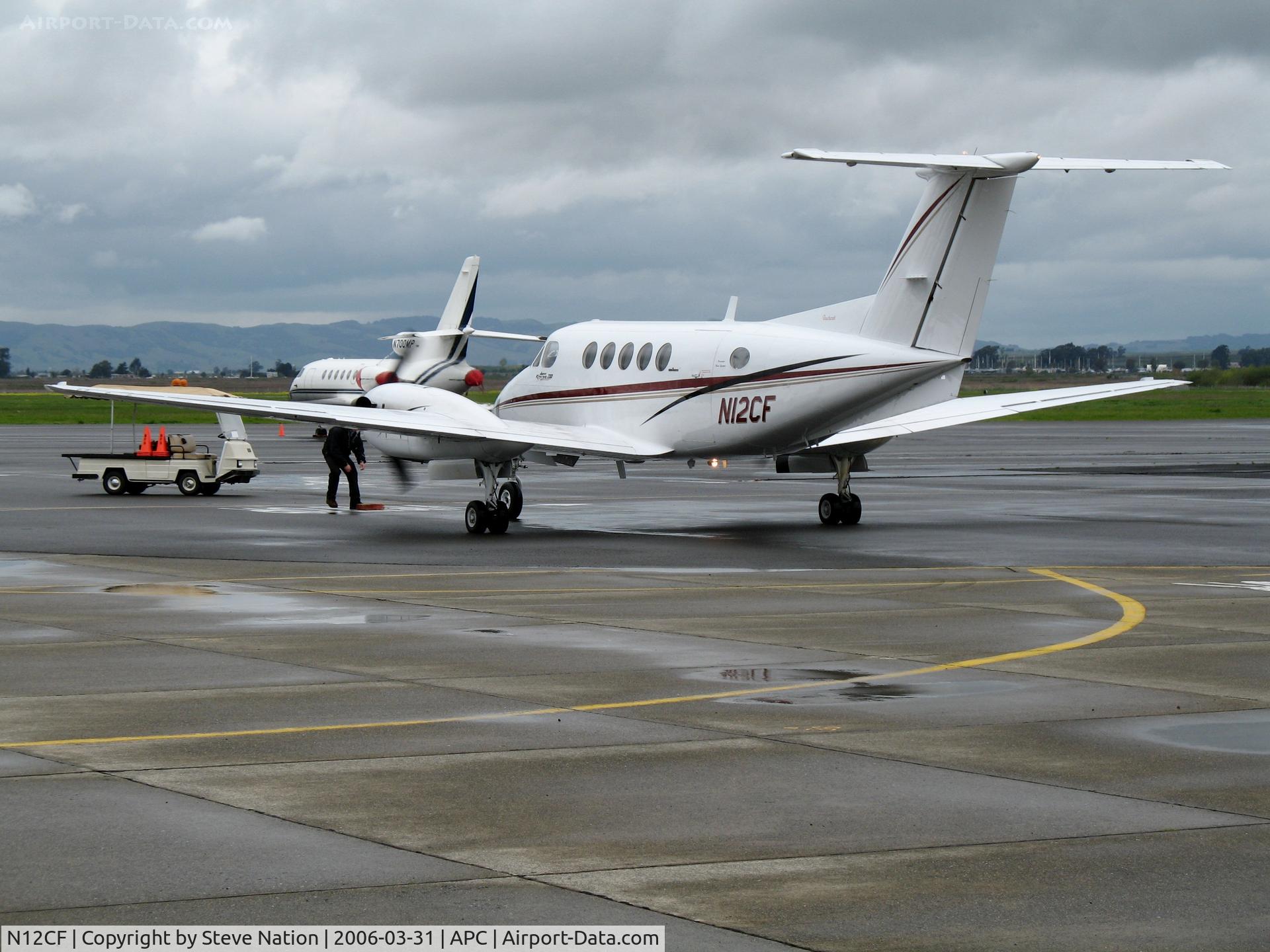 N12CF, 1979 Beech 200 C/N BB-534, Shutting down @ Napa County Airport, CA