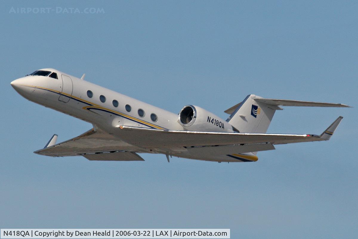 N418QA, 1987 Gulfstream Aerospace Gulfstream IV C/N 1018, N418QA departing LAX RWY 25L.