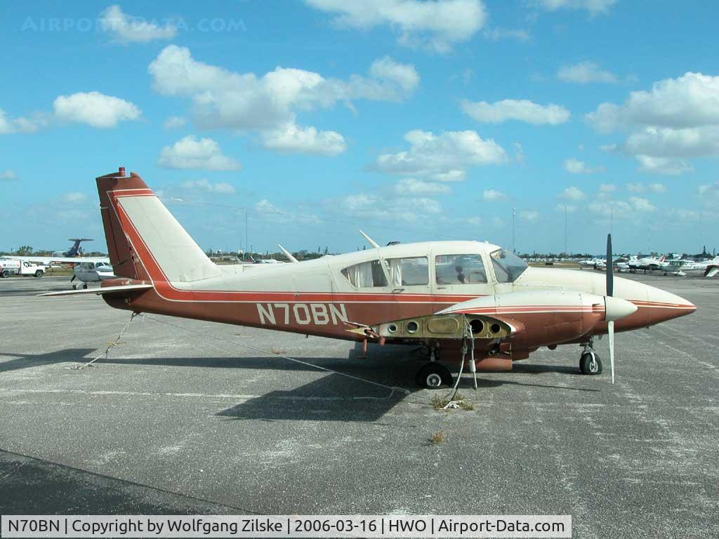 N70BN, 1965 Piper PA-23-250 C/N 27-3011, Sunny day