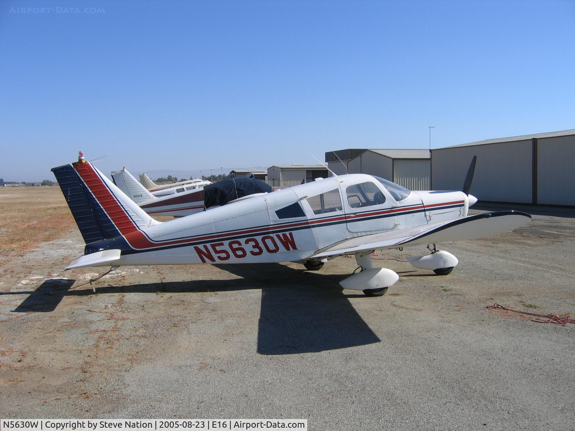 N5630W, 1962 Piper PA-28-160 Cherokee C/N 28-775, Piper PA-28-160 in summer sun at South County Airport, San Martin, CA